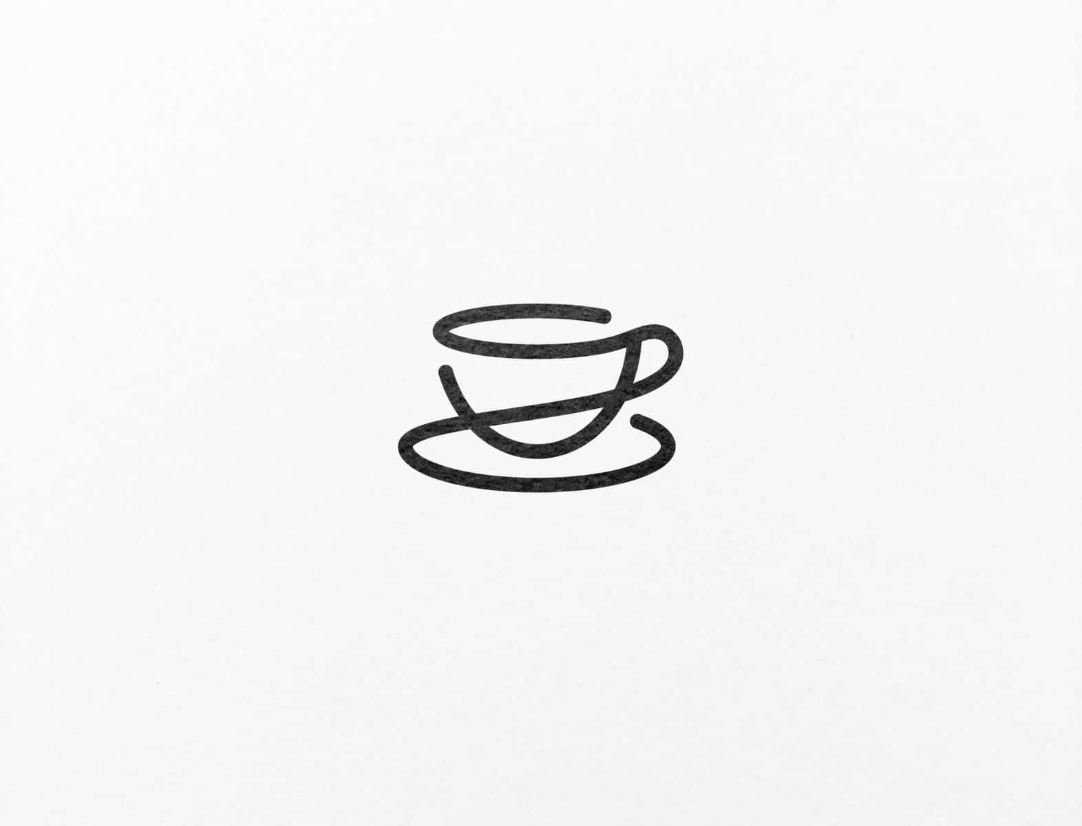 Minimalist Logo 桌布 壁紙 — 純白背景上以黑色線條繪製的簡約咖啡杯及碟子圖案。