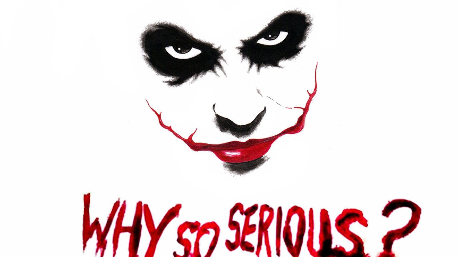 Why So Serious Joker 桌布 壁紙 — 純白背景上有一個帶黑色眼妝和鋸齒狀紅色微笑的威脅性塗鴉臉孔，下方有滴落的紅色字母寫著「WHY SO SERIOUS?」。
