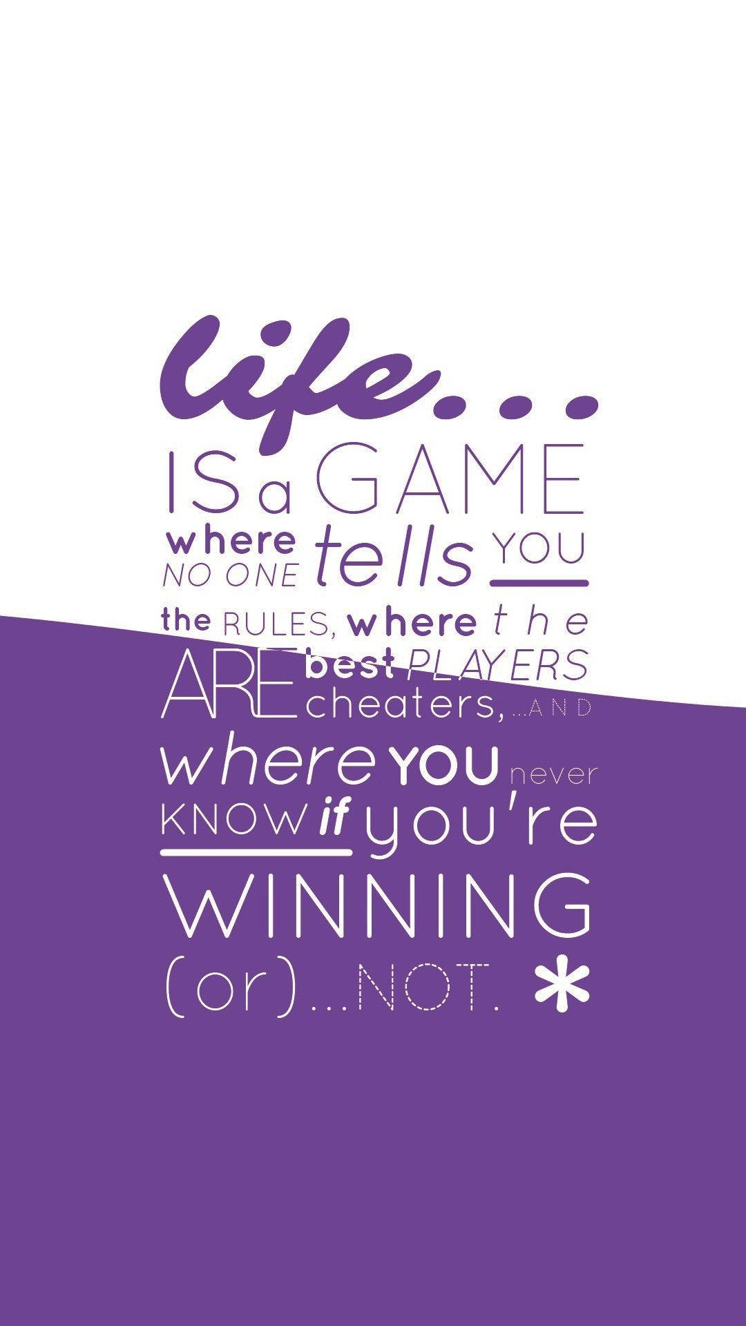 Motivational Quotes 桌布 壁紙 — 紫色和白色的文字圖形宣告生命是一場規則不明且有作弊者的遊戲，採用粗體和手寫字體風格。
