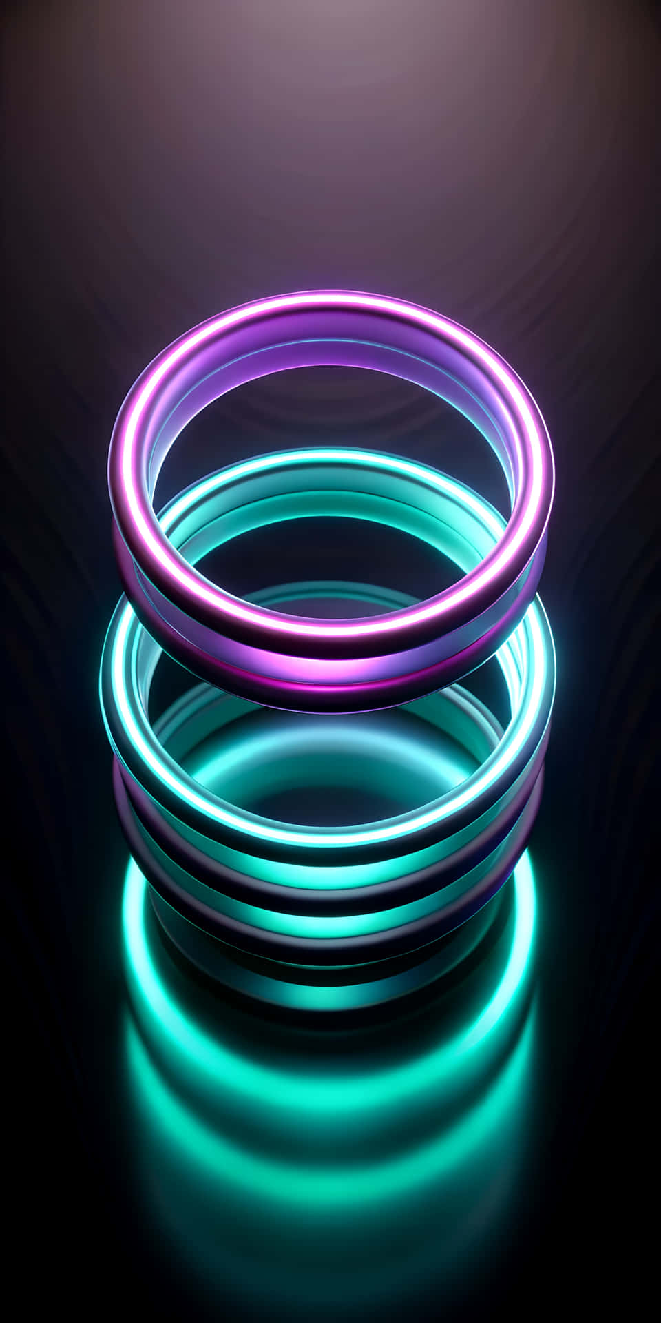 Thin Glowing Neon Rings in Soft Lavender and Teal 壁紙 — 紫色和青色的疊加發光霓虹環在黑暗的反射表面上散發出光芒。