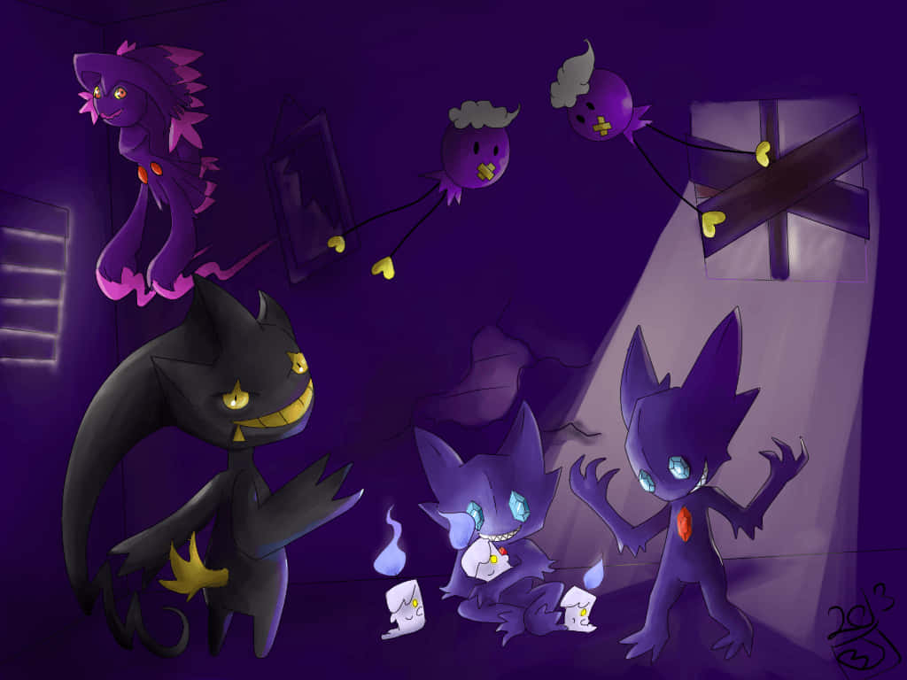 Ghost Pokemon 桌布 壁紙 — 紫色和黑色的鬼魂般寶可夢在一個光線昏暗、有蠟燭和破窗的房間裡漂浮和坐著。