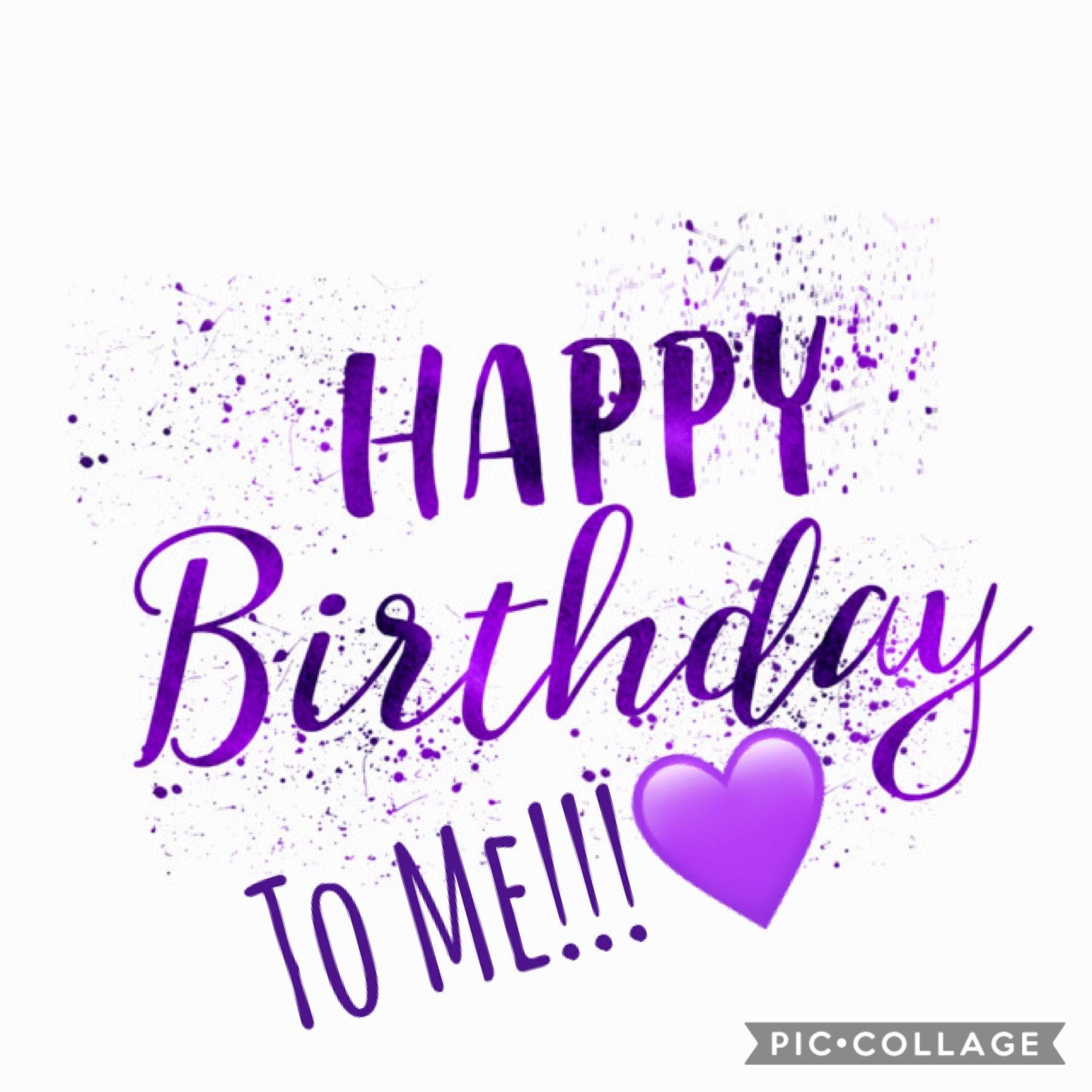 Happy Birthday To Me 桌布 壁紙 — 紫色慶祝文字在白色背景上顯示happy birthday to me，帶有心形和飛濺效果。