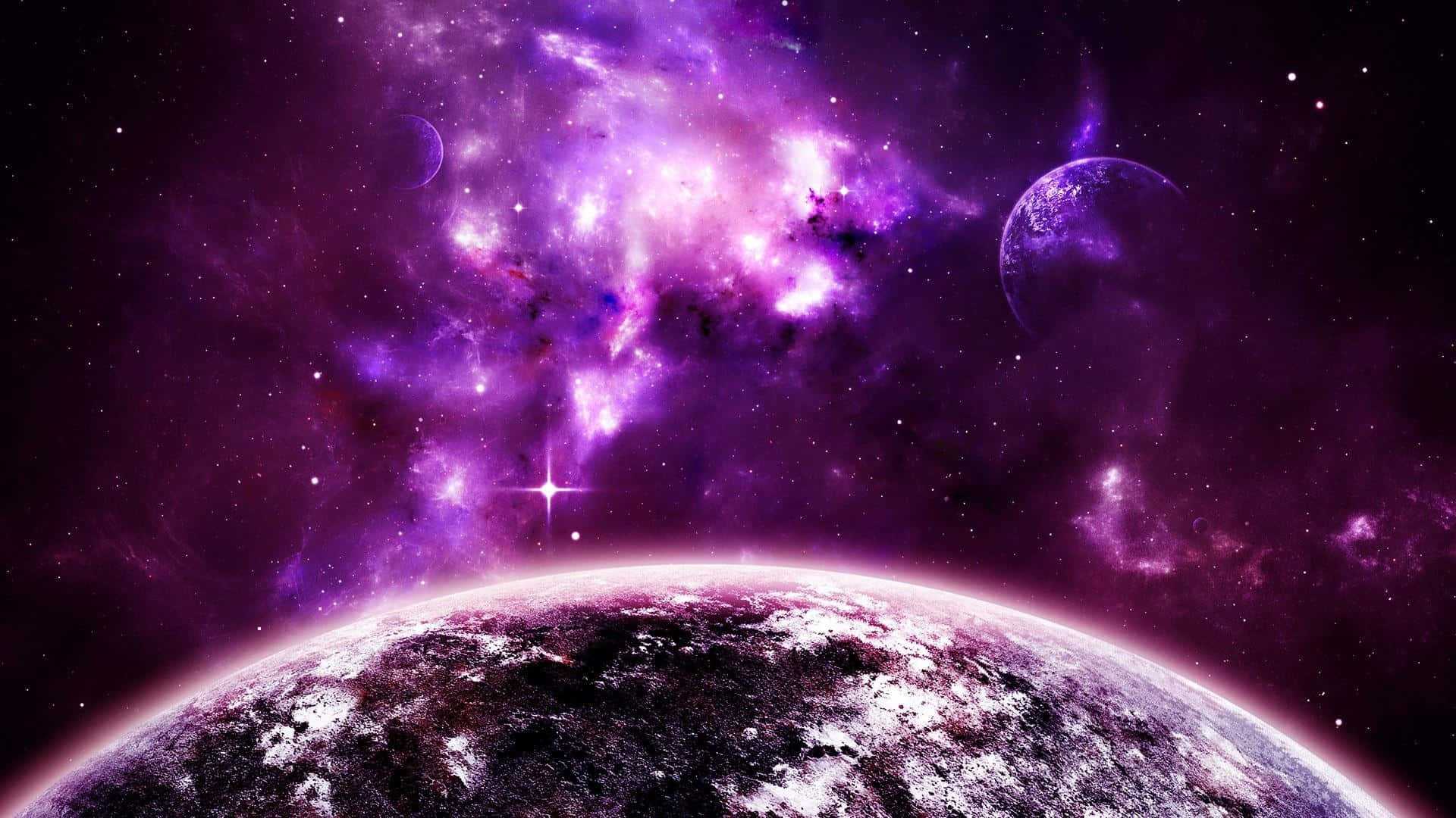 紫色星球在太空中，周圍有星星與行星 壁紙