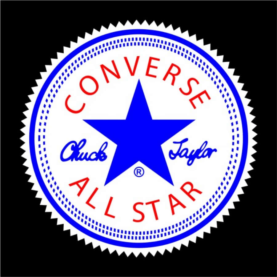 Converse Logo 桌布 壁紙 — 經典 Converse All Star 標誌，藍色星星、紅色文字和白色邊框，黑色背景。