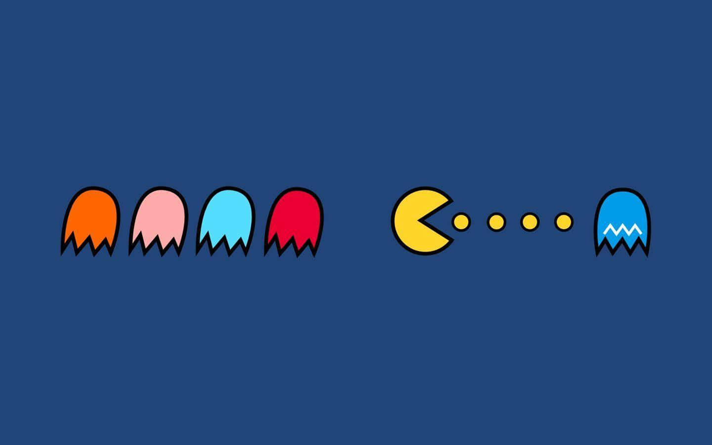 Pacman 桌布 壁紙 — 經典 Pacman 和四個色彩鮮豔的鬼魂，背景為深藍色。