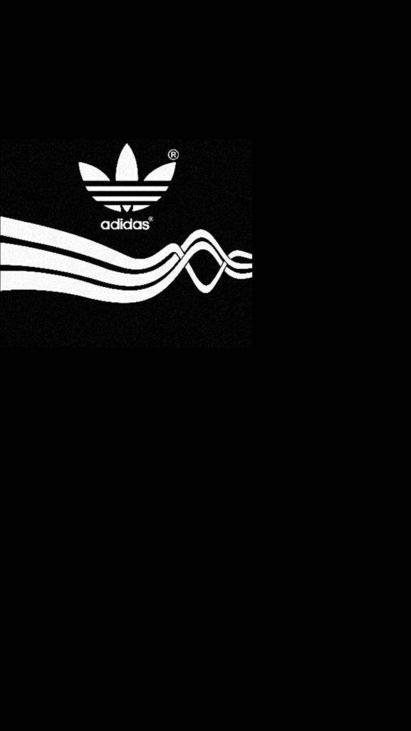 adidas iPhone 桌布 壁紙 — 經典adidas標誌，白色三葉草和三條紋，置於紋理黑色背景上。