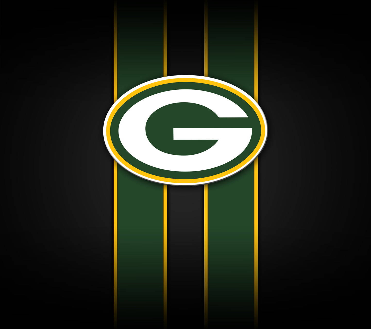 Packers 桌布 壁紙 — 綠灣包裝工隊標誌居中於深色背景上，帶有垂直綠色和金色條紋。