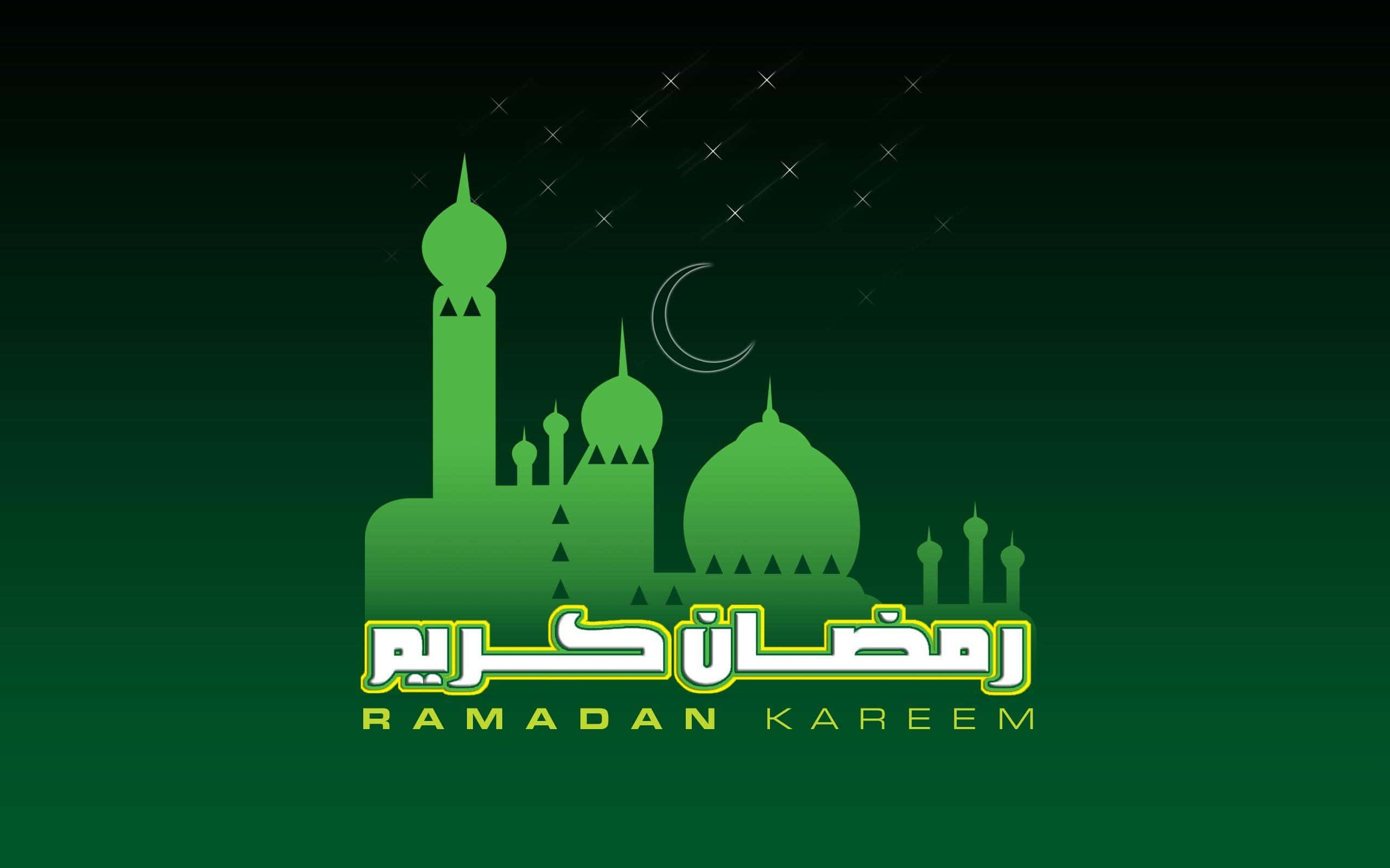Ramadan 桌布 壁紙 — 綠色清真寺剪影，帶有新月和星星，背景為深色漸變，並有 Ramadan Kareem 文字。