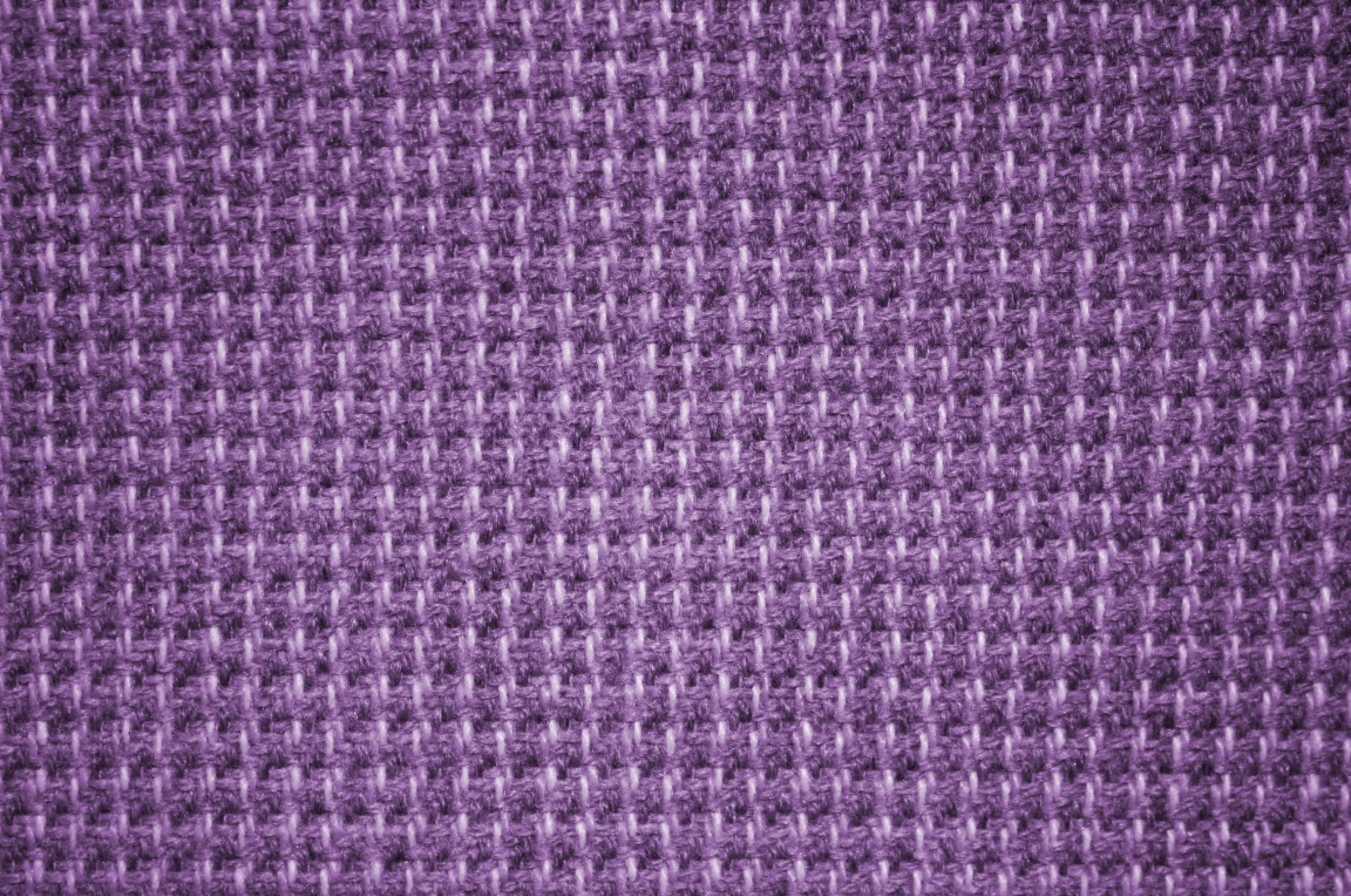 Purple Fabrics 桌布 壁紙 — 緊密編織圖案及細微紋理變化的豐富紫色織物特寫。
