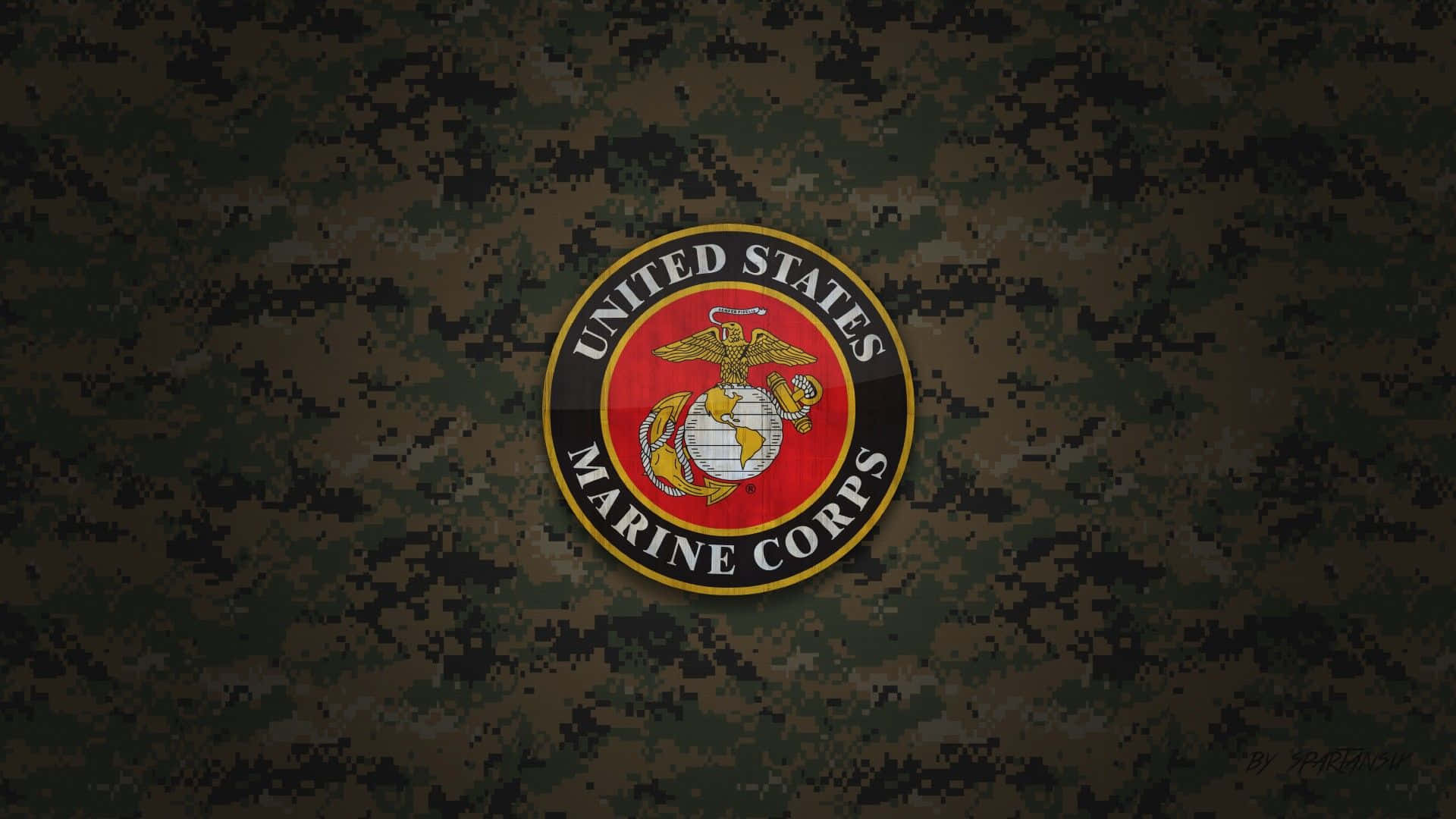 US Marines 桌布 壁紙 — 美國海軍陸戰隊徽章居中於數位迷彩背景上，搭配大膽的紅色、金色和黑色。