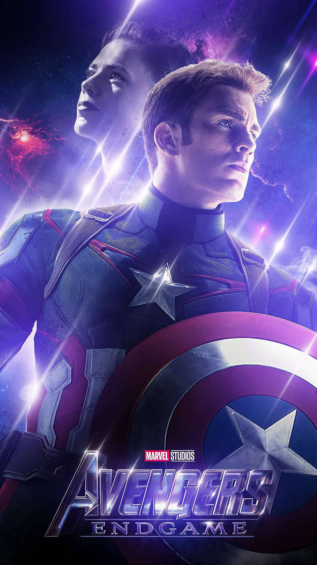 Captain America iPhone 桌布 壁紙 — 美國隊長和黑寡婦英雄般地站在紫色星雲和發光能量束的宇宙背景下。