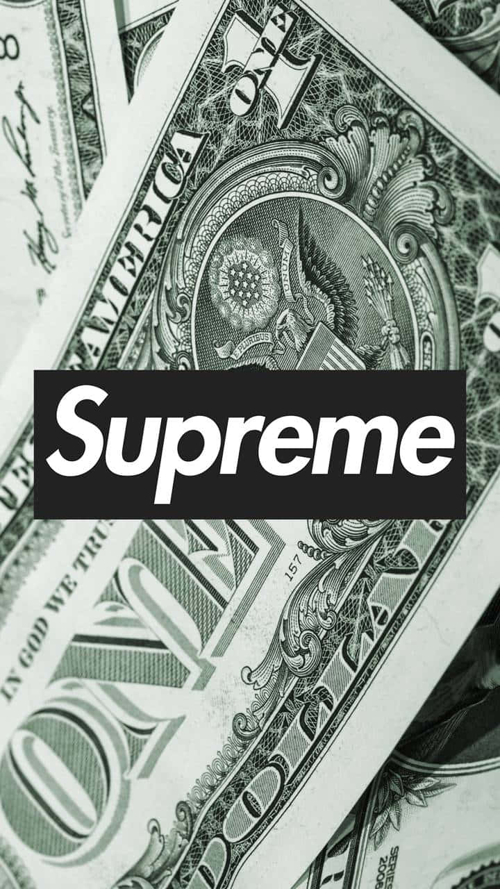Bills 桌布 壁紙 — 美鈔扇形展開，上面疊加黑色Supreme標誌的特寫。