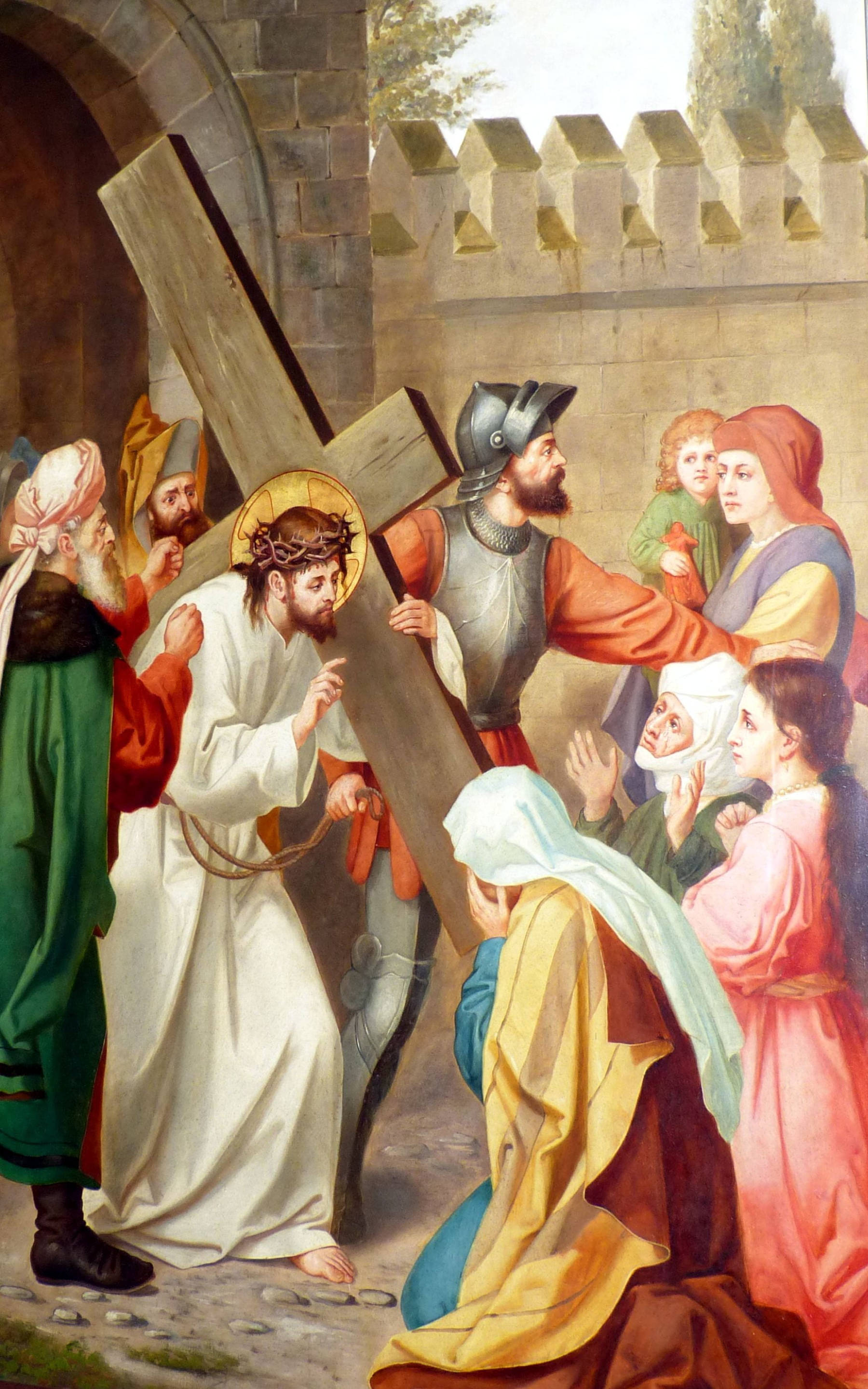 Jesus Christ 桌布 壁紙 — 耶穌基督在石拱門下背負十字架，羅馬士兵和哀悼者莊嚴地觀看。