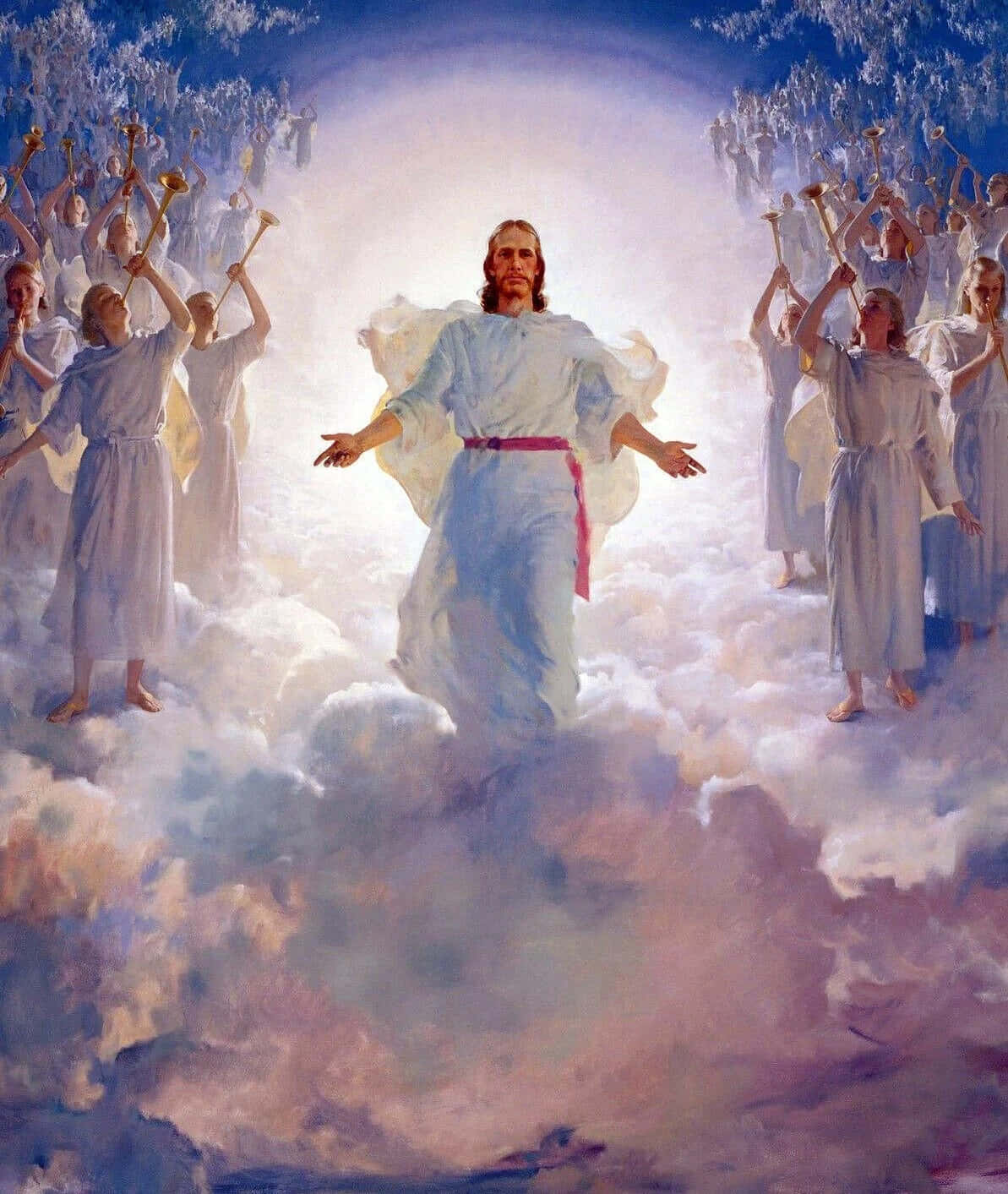 Jesus In Heaven 桌布 壁紙 — 耶穌基督在雲端上發光站立，被天使環繞，天使們手持號角，呈現天堂景象。