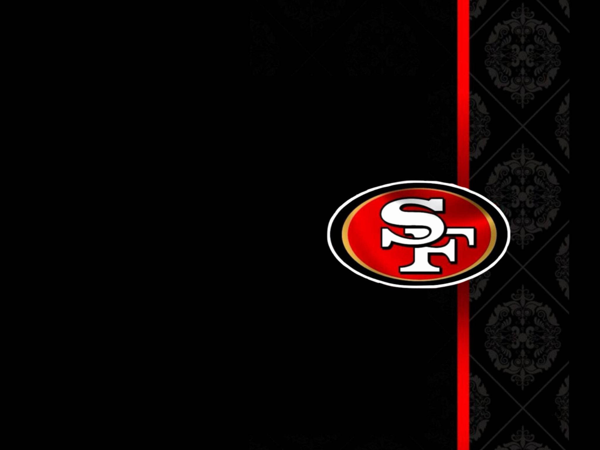 49ers 桌布 壁紙 — 舊金山49人隊標誌居中於黑色背景上，帶有紅色垂直條紋和錦緞圖案。