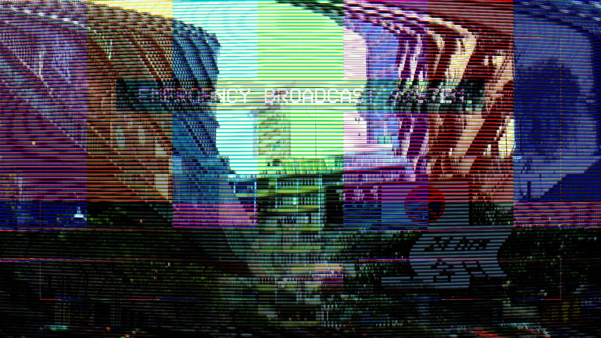 色彩繽紛的城市景觀螢幕 壁紙