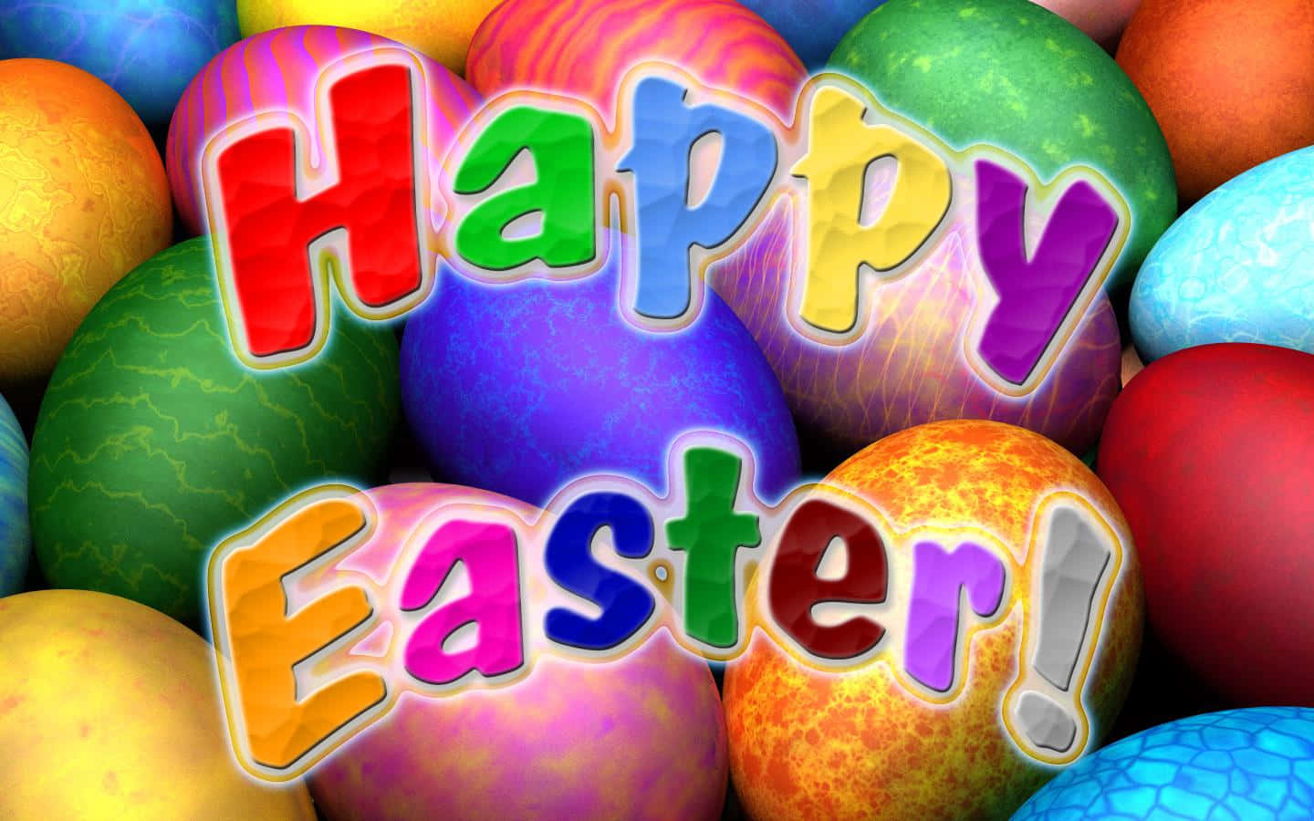 Cute Happy Easter 桌布 壁紙 — 色彩繽紛的復活節彩蛋環繞著大膽的3D文字，上面用俏皮的多色字母寫著「Happy Easter!」。