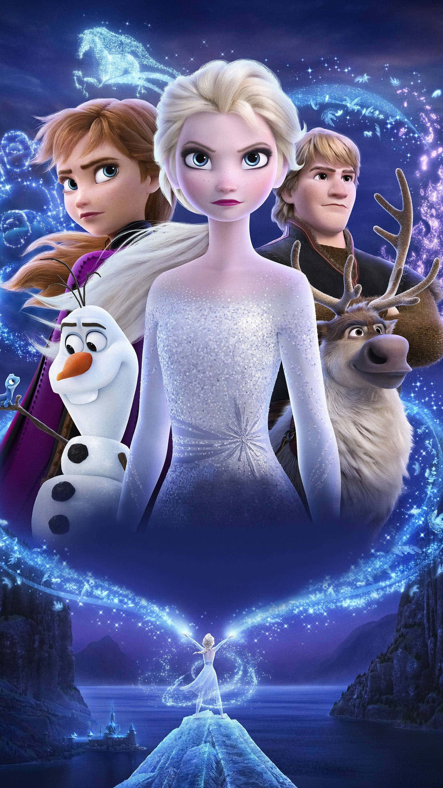 冰雪奇緣2 桌布 壁紙 — 艾莎穿著閃閃發光的禮服威嚴地站著，魔法冰在她和朋友們周圍形成，在星光燦爛的迷人夜晚場景中。