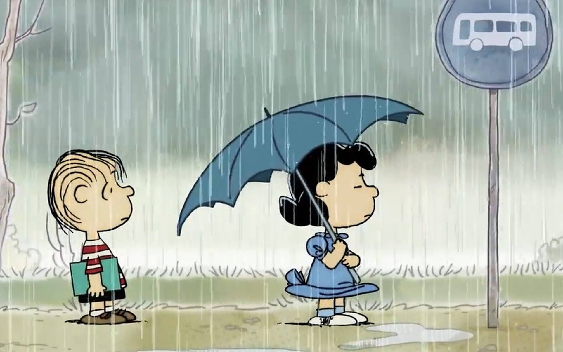 lucy 桌布 壁紙 — 《花生漫畫》角色露西和萊納斯在雨中撐著傘、拿著書本在公車站等候。