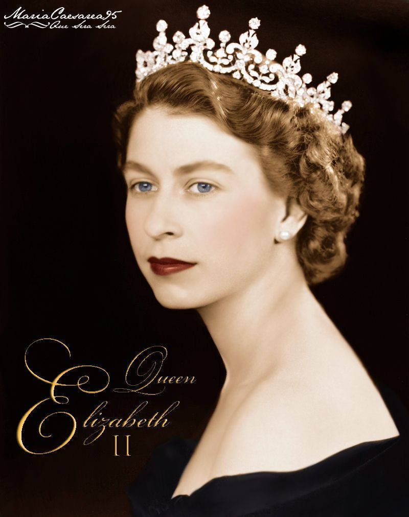 Queen Elizabeth 桌布 壁紙 — 英女王伊莉莎白二世的莊嚴肖像，戴著閃爍鑽石冠冕和珍珠耳環，背景為深色。