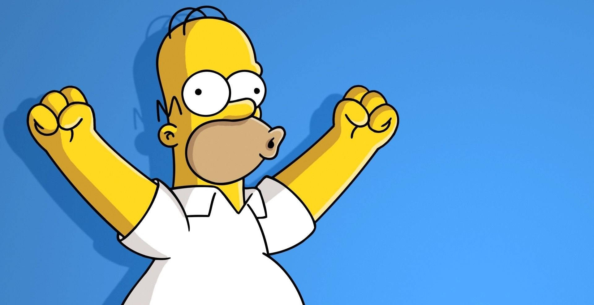 Homer Simpson 桌布 壁紙 — 荷馬·辛普森在純藍色背景上高舉雙拳，展現勝利姿態，帶有粗線條卡通風格。