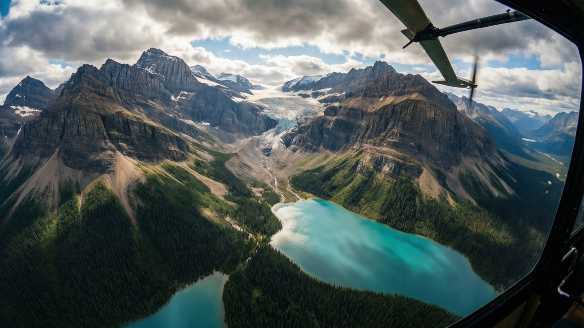 落磯山脈空拍壯景 壁紙