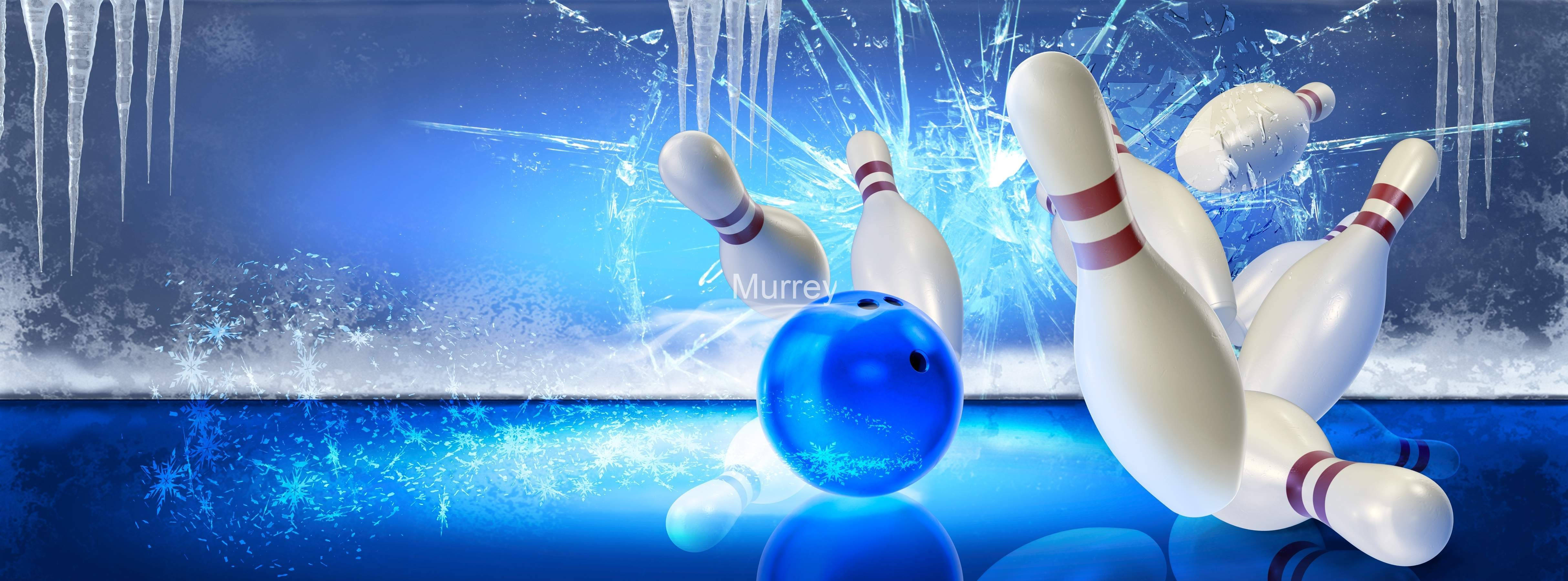 bowling pin 桌布 壁紙 — 藍色保齡球擊碎冰塊，白色球瓶在冰凍的保齡球道上飛舞，背景是明亮的藍光。