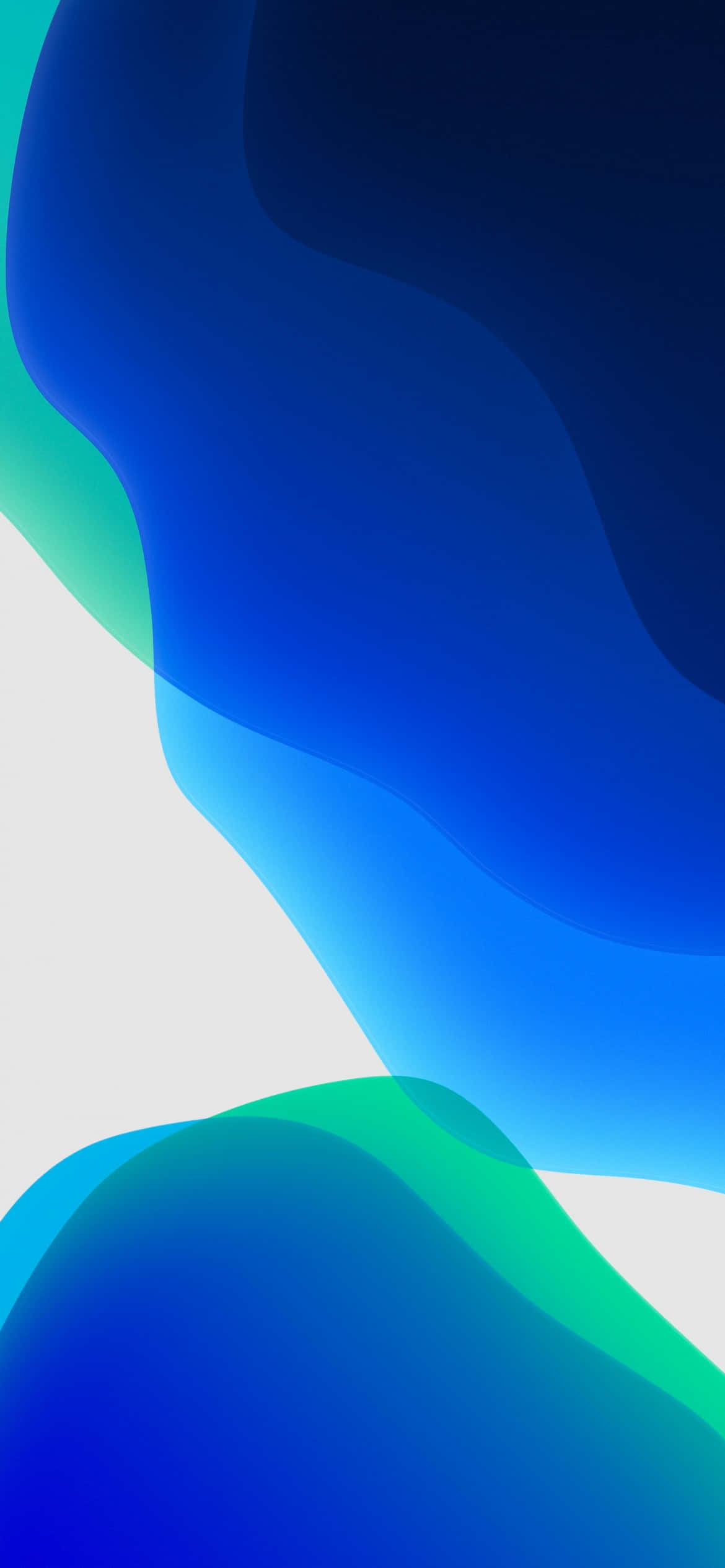 iPhone 13 Pro 桌布 壁紙 — 藍色和綠色的平滑流動漸層在潔白背景上以現代數位藝術風格旋轉。