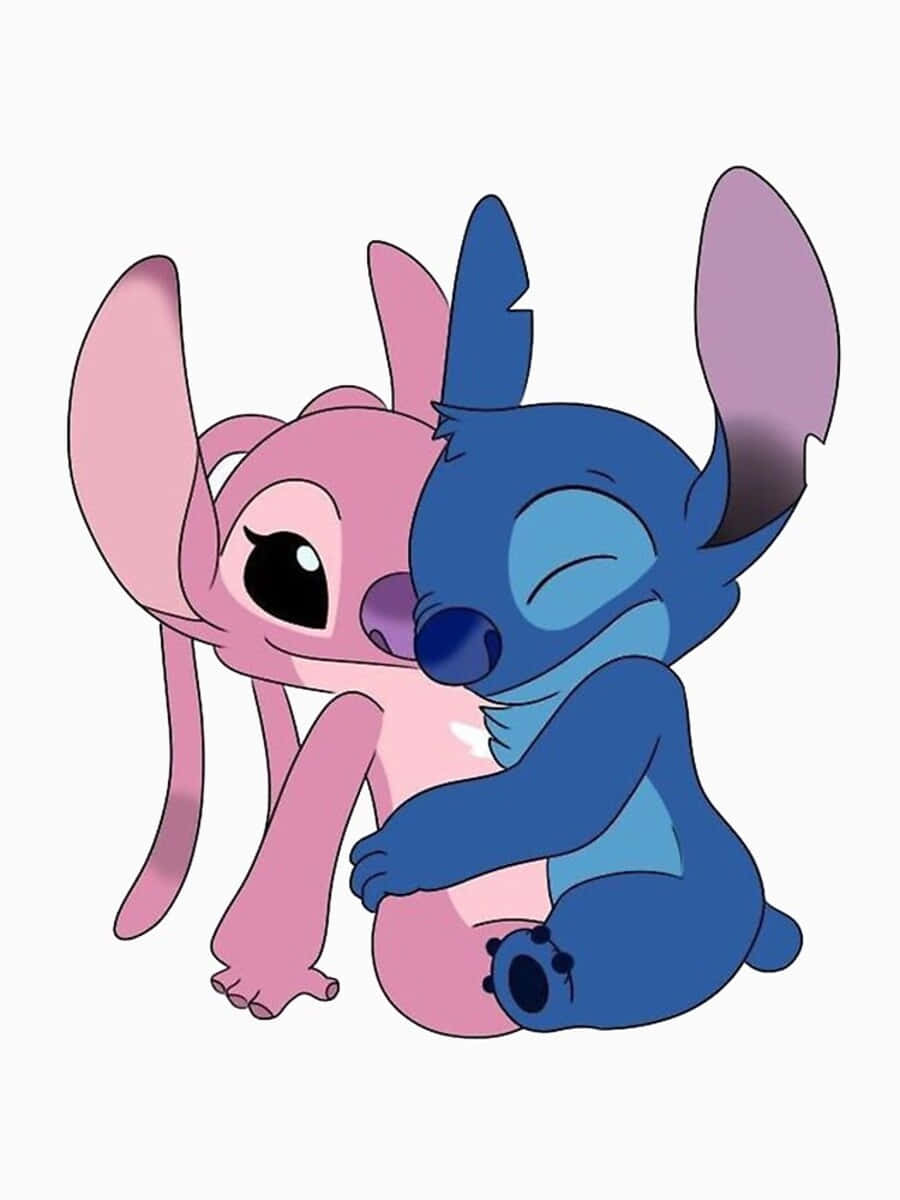 Love Stitch And Angel 桌布 壁紙 — 藍色外星人和粉紅色外星人在純白色背景上親切地依偎在一起。