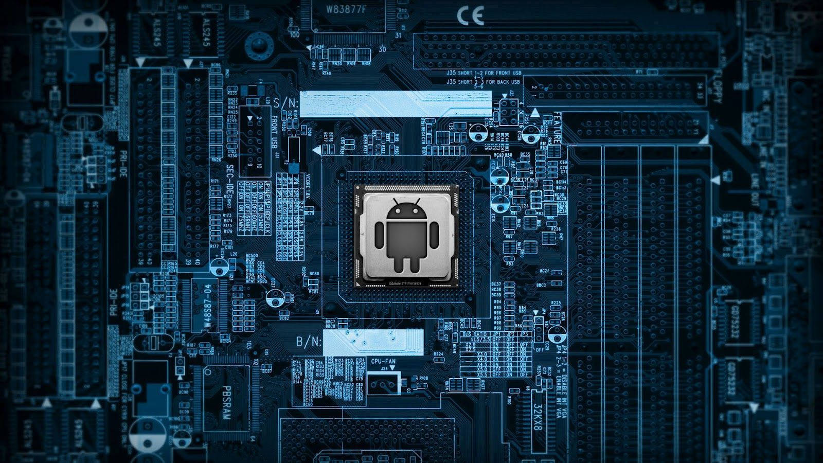 平板電腦 桌布 壁紙 — 藍色調電路板的特寫，中央有一個 Android 標誌晶片，周圍環繞著複雜的電子元件。