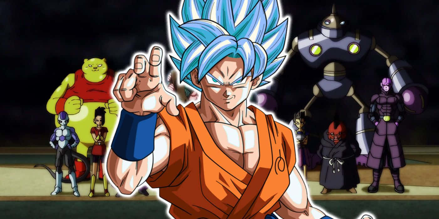 Dragon Ball Super Universe 6 桌布 壁紙 — 藍髮超級賽亞人神悟空穿著橙色道服做出和平手勢，在黑暗競技場中被動漫角色包圍。