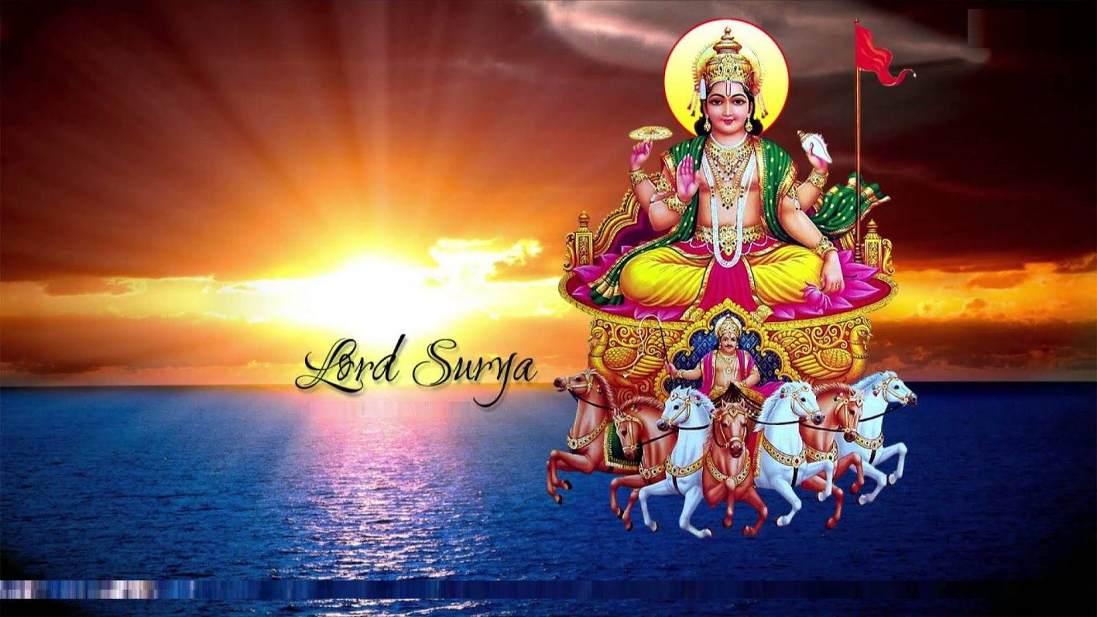 Hindu God 桌布 壁紙 — 蘇利耶神乘坐由七匹馬拉動的金色戰車，在日落時分穿越發光的海洋。