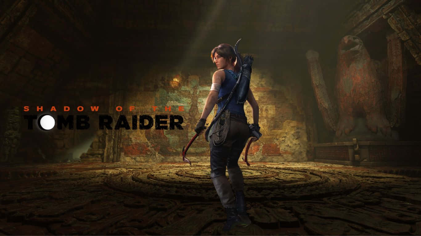 Lara Croft 桌布 壁紙 — 蘿拉·卡芙特站在一個昏暗的古老墓穴中，有石雕和穿透灰塵空氣的光束。