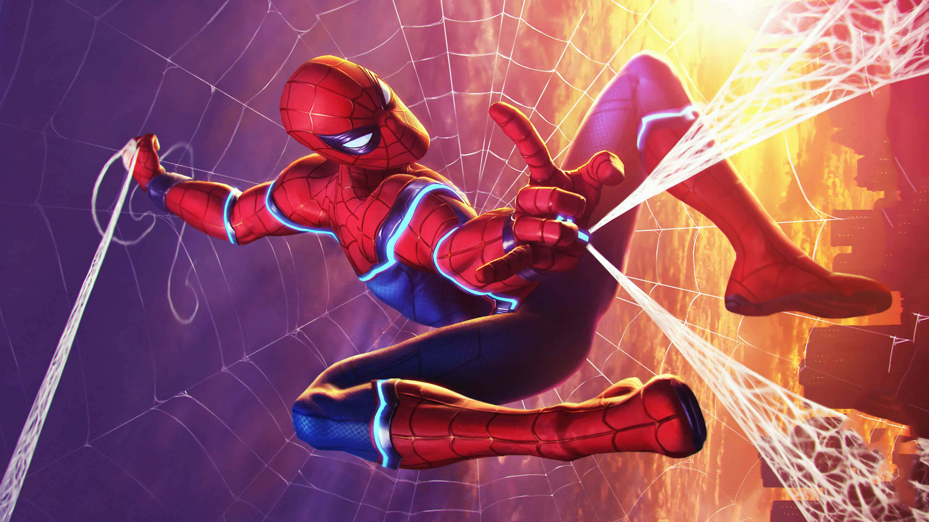 Web-slinging 桌布 壁紙 — 蜘蛛人在發光的城市景觀中動態擺盪，發射帶有霓虹藍色調的蛛網，背景是紫色和橙色的天空。