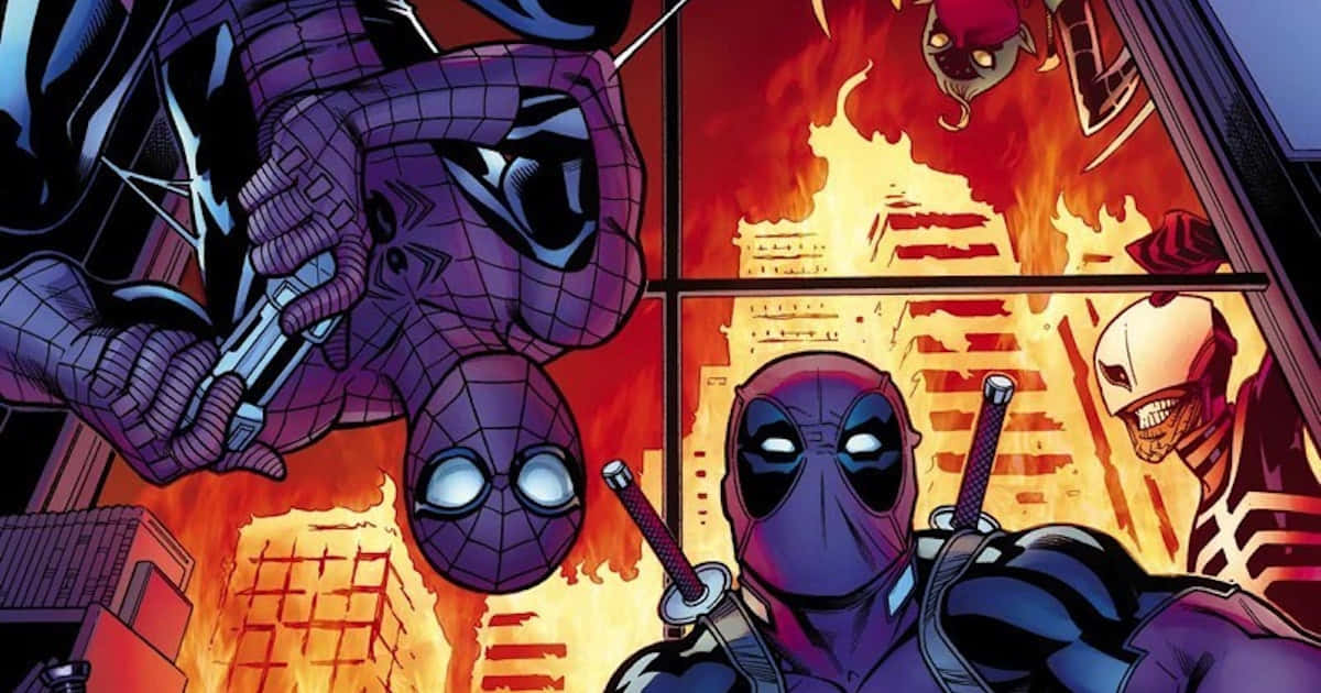 Deadpool And Spiderman 桌布 壁紙 — 蜘蛛人與死侍在火海般的城市混亂中交鋒，反派從燃燒的建築物中湧現。