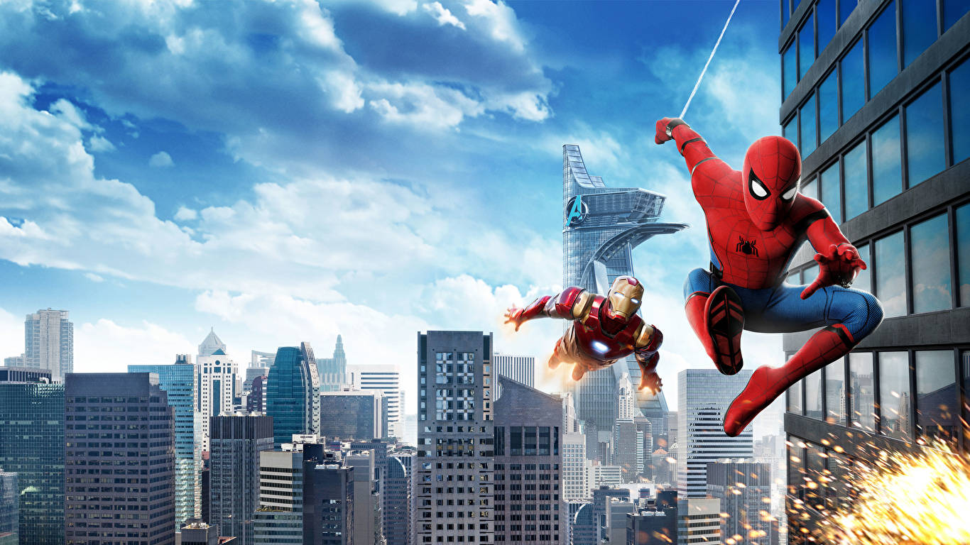 Spiderman 1366x768 桌布 壁紙 — 蜘蛛人與鋼鐵人在明亮的城市景觀中翱翔，下方有摩天大樓和動態火花。