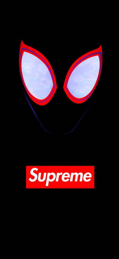 superhero supreme 桌布 壁紙 — 蜘蛛人面具發光的紅色和藍色眼睛，黑色背景，下方有紅色Supreme標誌。