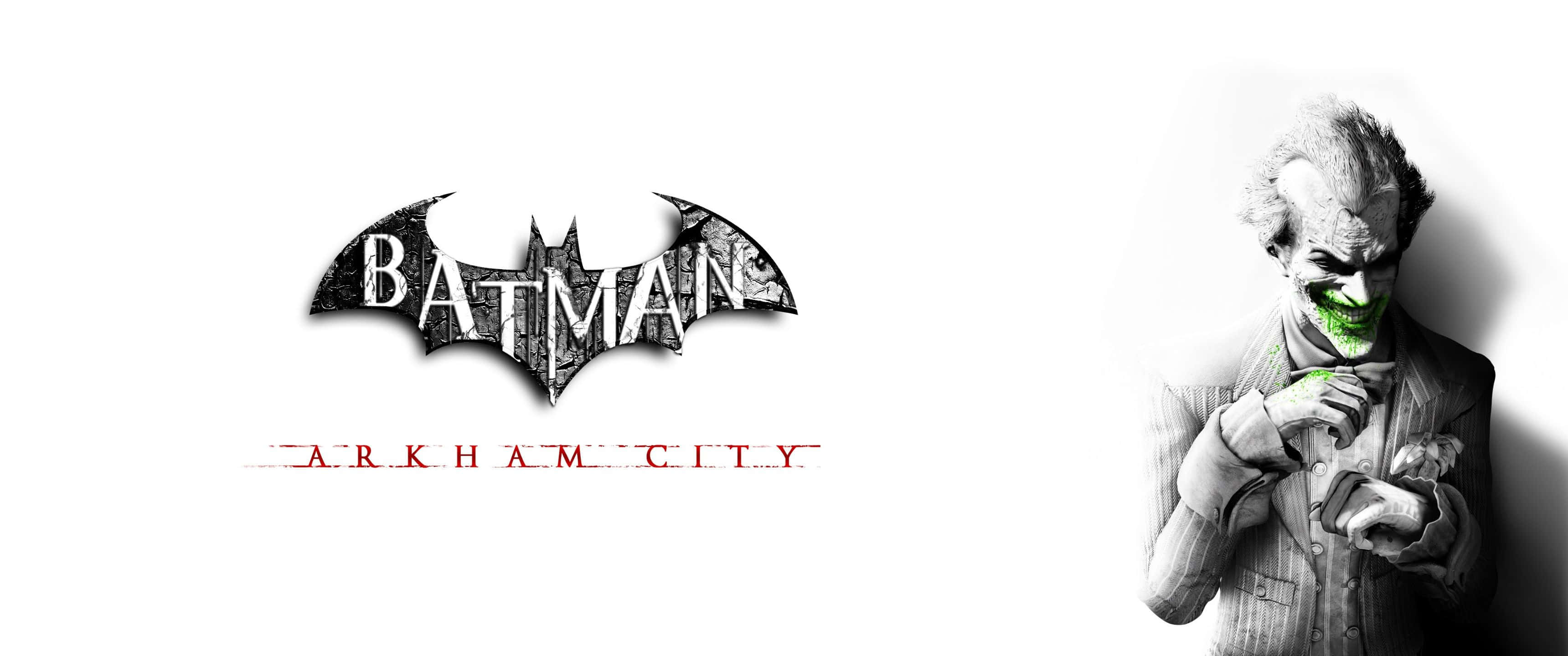 3440x1440p Batman Arkham City 桌布 壁紙 — 蝙蝠俠：阿卡漢城市標誌旁邊有一個兇險的小丑正在調整領帶，露出邪惡的笑容。