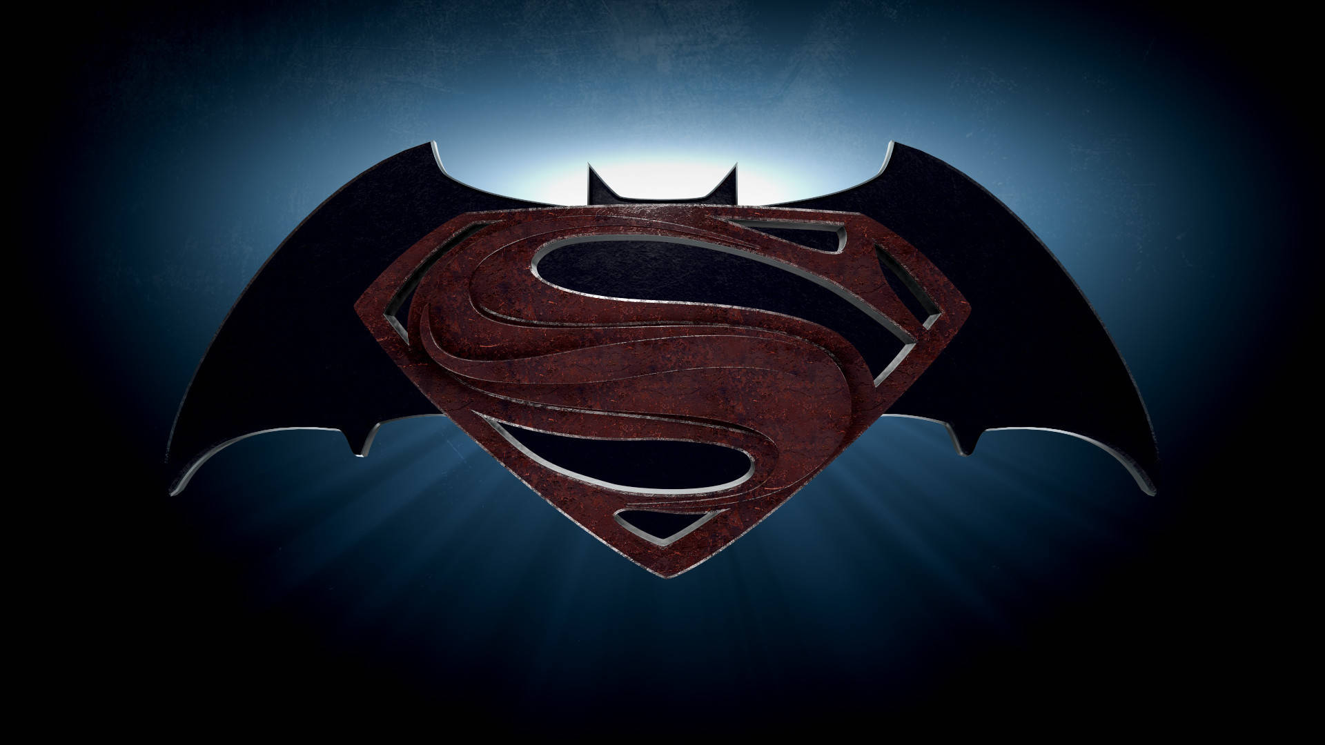 superman symbol iPhone 桌布 壁紙 — 蝙蝠俠和超人的標誌融合在一起，在深藍色放射光背景下發出金屬質感的光芒。