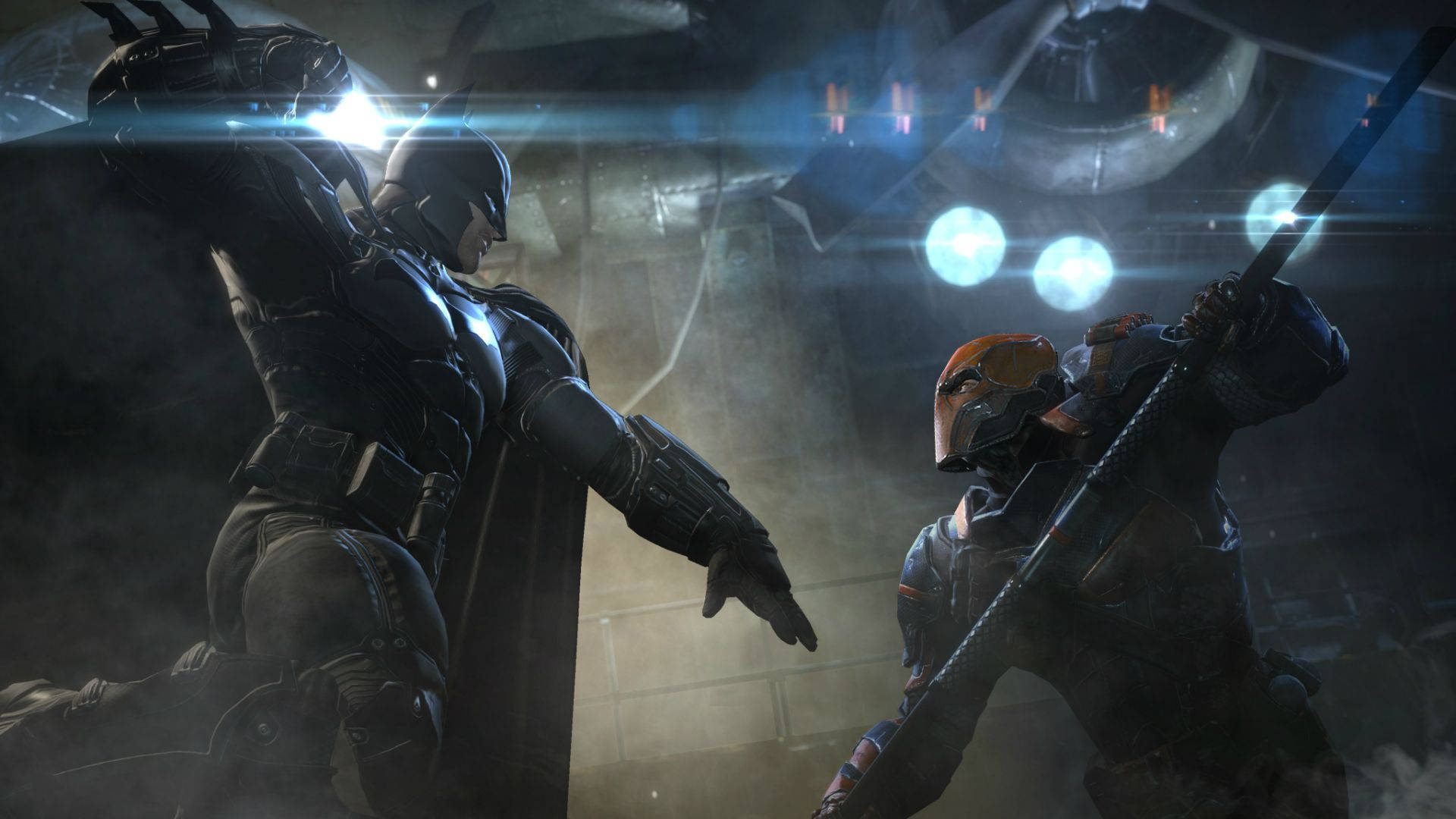 Deathstroke 桌布 壁紙 — 蝙蝠俠在光線昏暗、煙霧瀰漫的工業環境中，以戲劇性的藍色燈光對抗一名蒙面敵人。