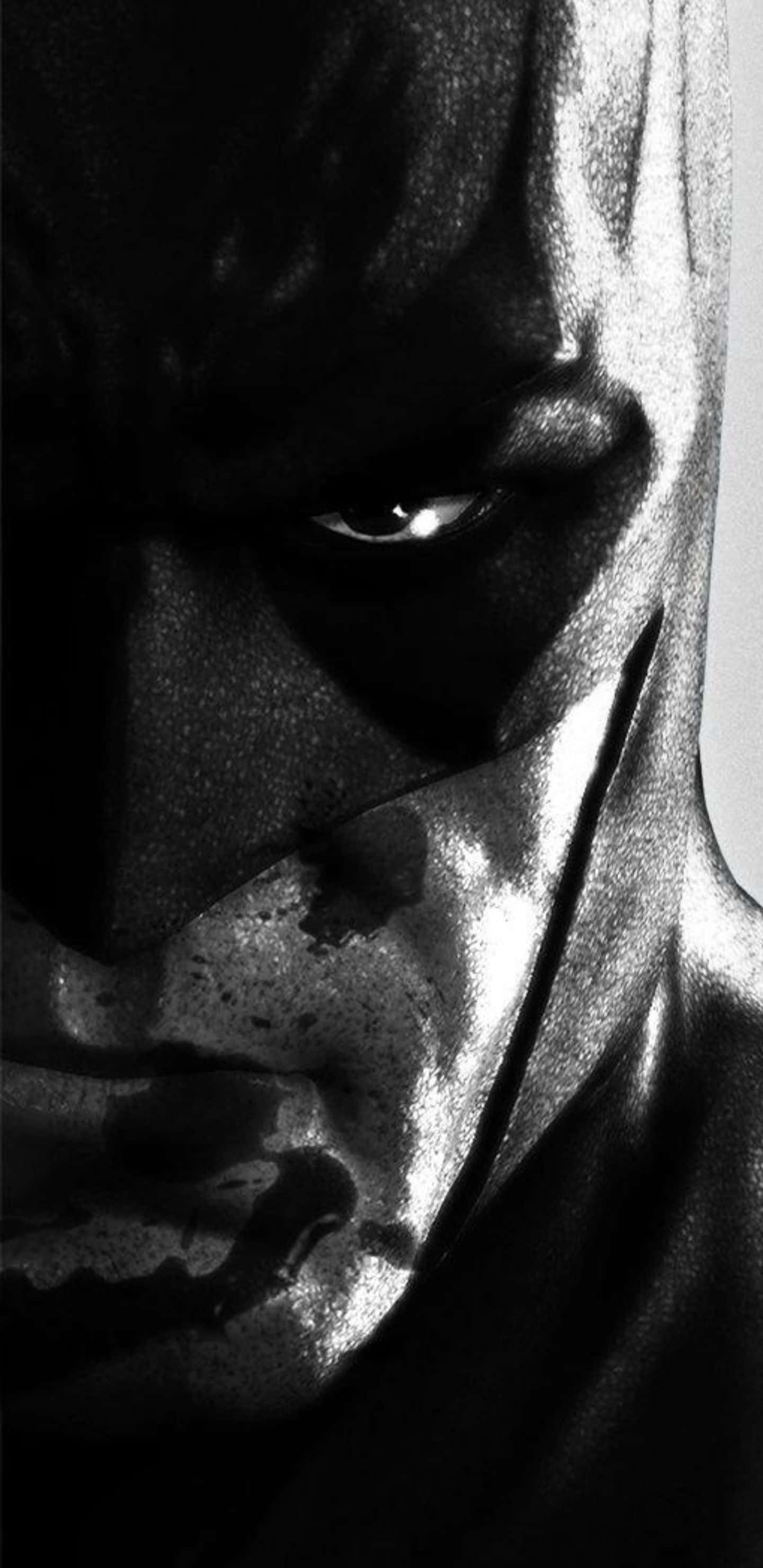 Pixel 3xl Batman Arkham City 桌布 壁紙 — 蝙蝠俠戴面具的臉部粗糙黑白特寫，眼神強烈，燈光戲劇化。