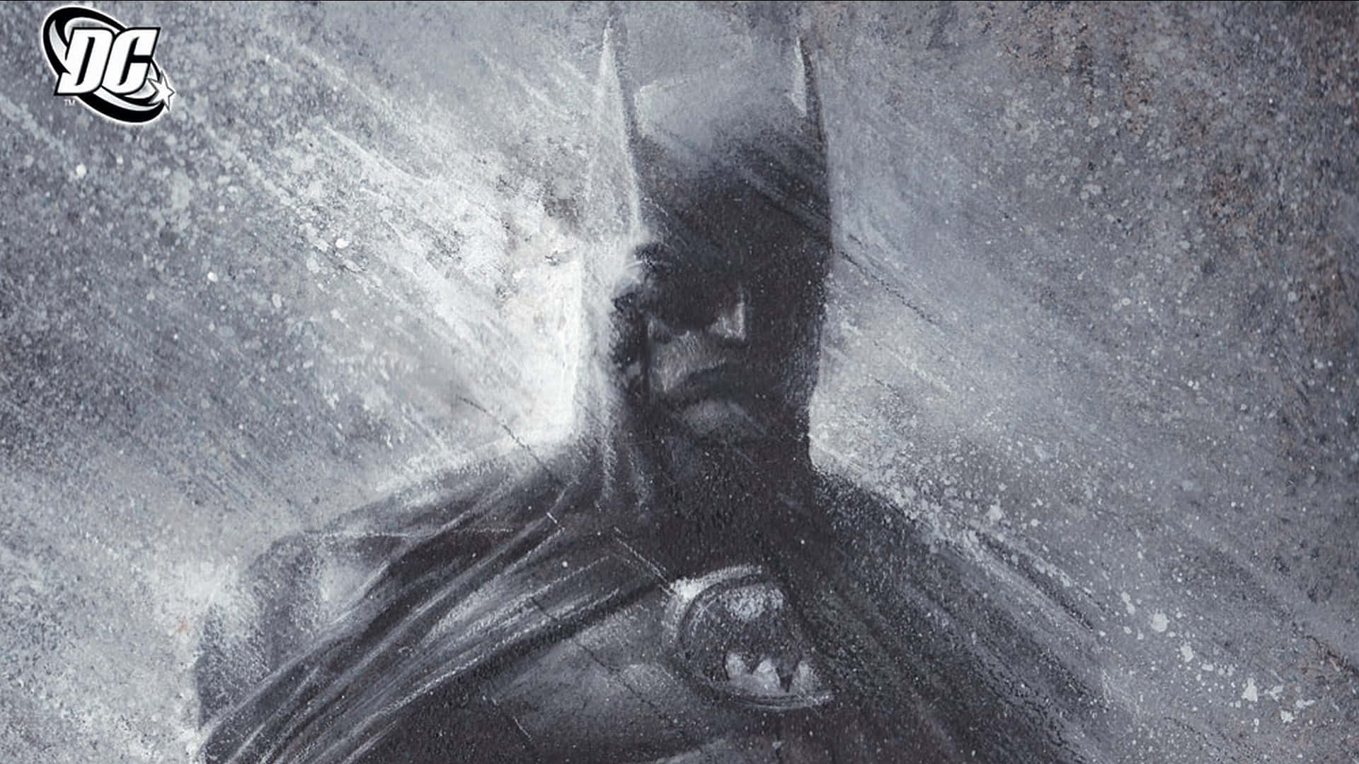 Bruce Wayne 桌布 壁紙 — 蝙蝠俠站在灰暗單色風暴中，帶有雨絲和角落的DC標誌。