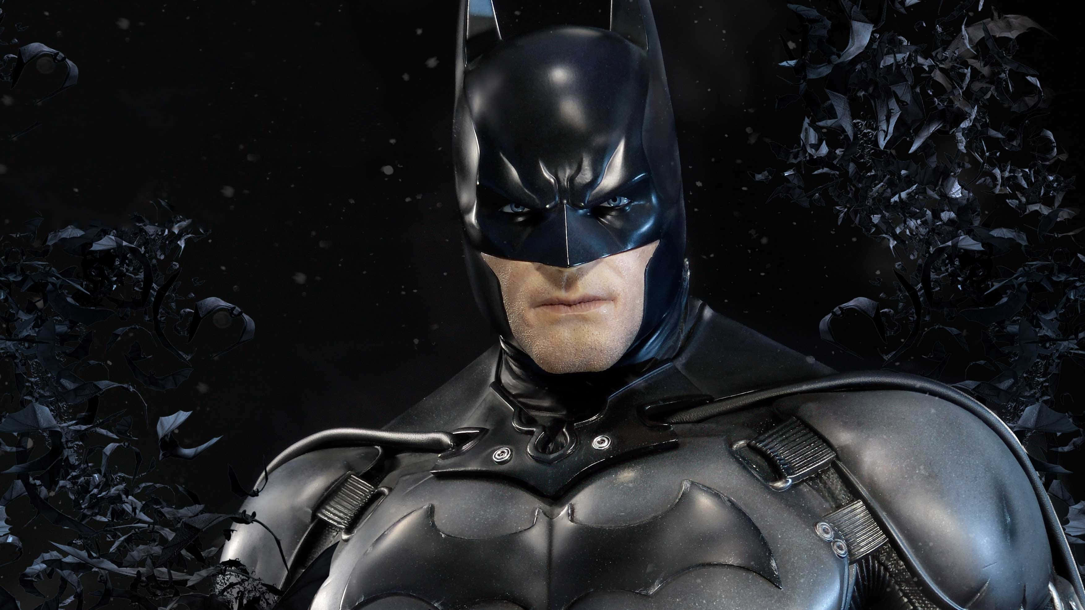 Batman Arkham Origins 桌布 壁紙 — 蝙蝠俠站在黑暗破碎的環境中，表情嚴肅，身穿細節豐富的裝甲服。