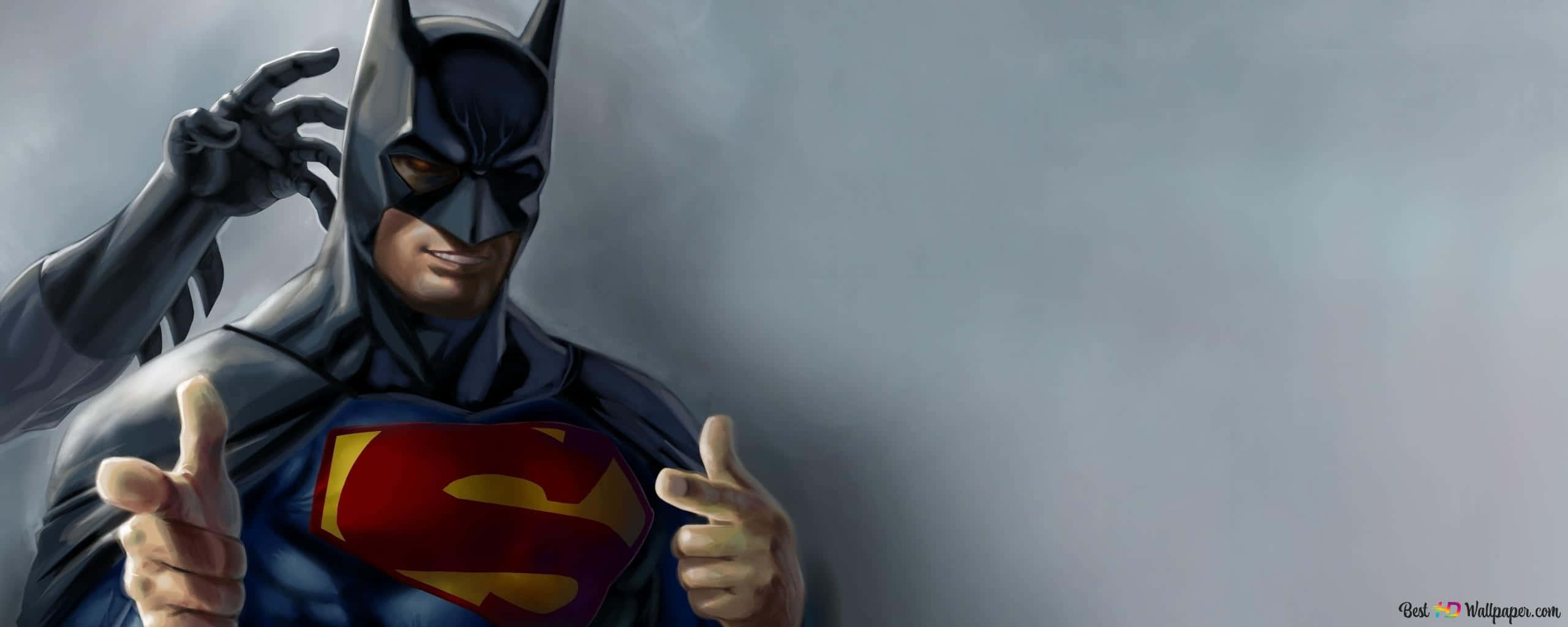 Awesome Batman 桌布 壁紙 — 蝙蝠俠自信地站在煙霧瀰漫的灰色背景前，身穿深色斗篷，胸前有超人標誌。