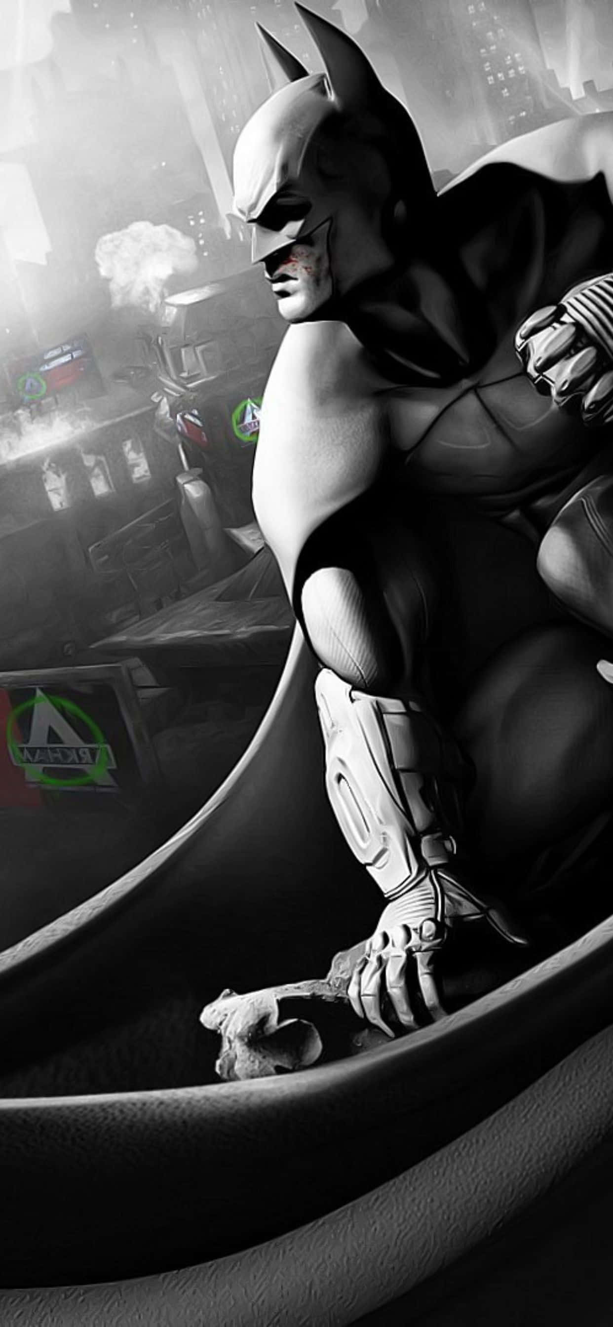 iPhone Xs Max Batman Arkham City 桌布 壁紙 — 蝙蝠俠蹲在一個粗糙的黑白城市景觀中，背景有煙霧和發光的霓虹燈招牌。