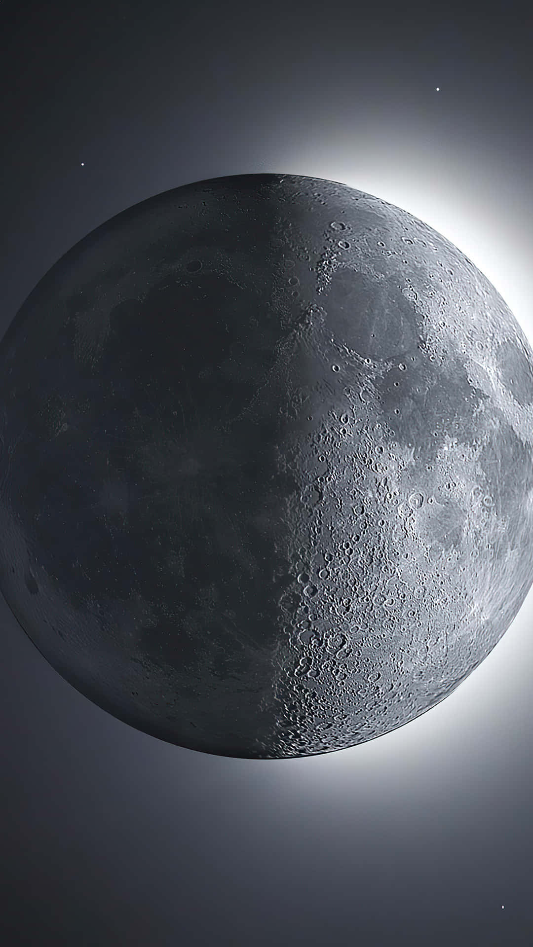 月夜星空 桌布 壁紙 — 詳細視圖：月球佈滿隕石坑的表面，在黑暗星空背景下被明亮的太陽光芒照亮。
