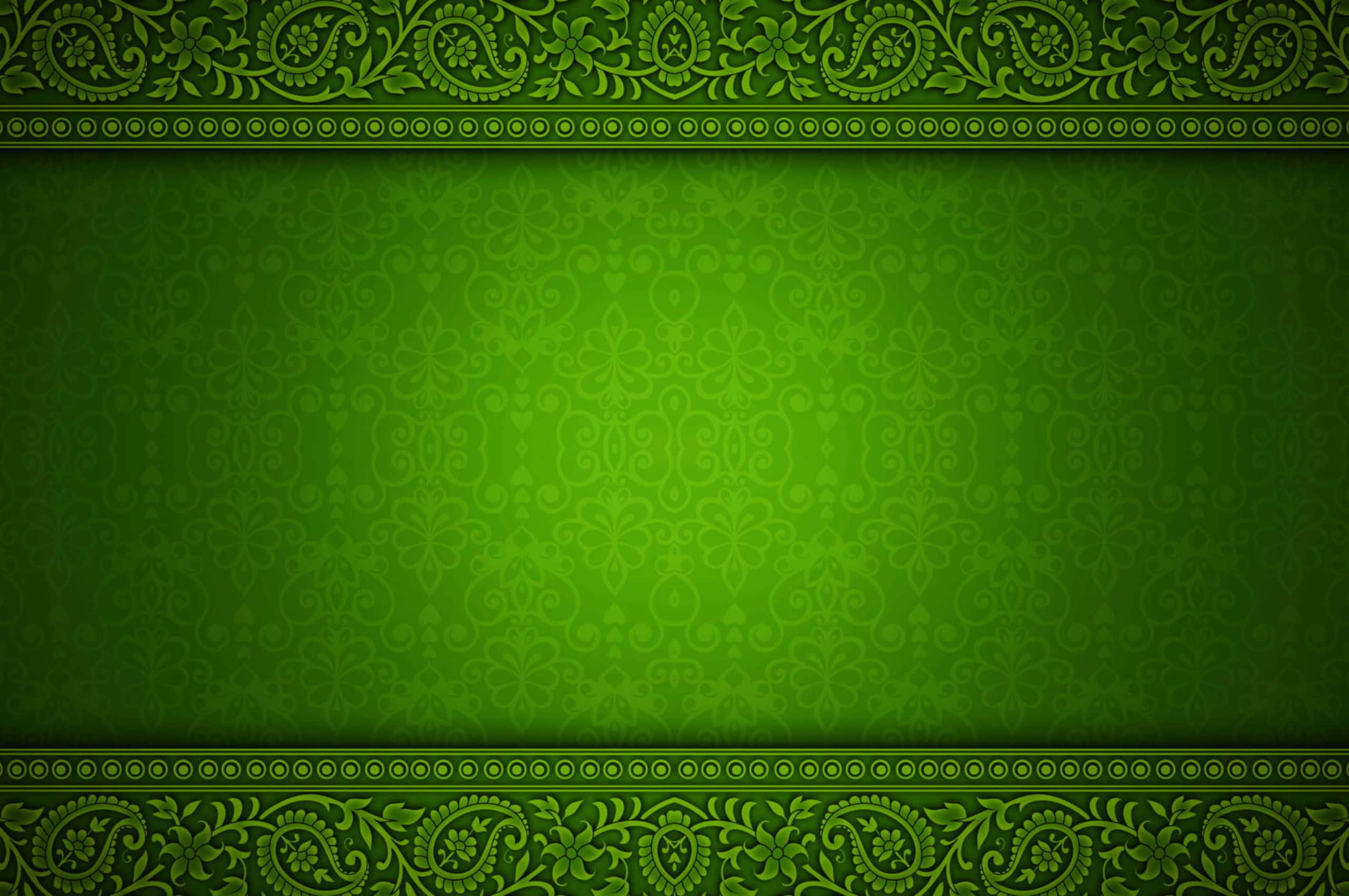 2560x1700 桌布 壁紙 — 豐富的綠色壁紙，帶有華麗的佩斯利邊框和向中心漸變的細膩花卉大馬士革圖案。