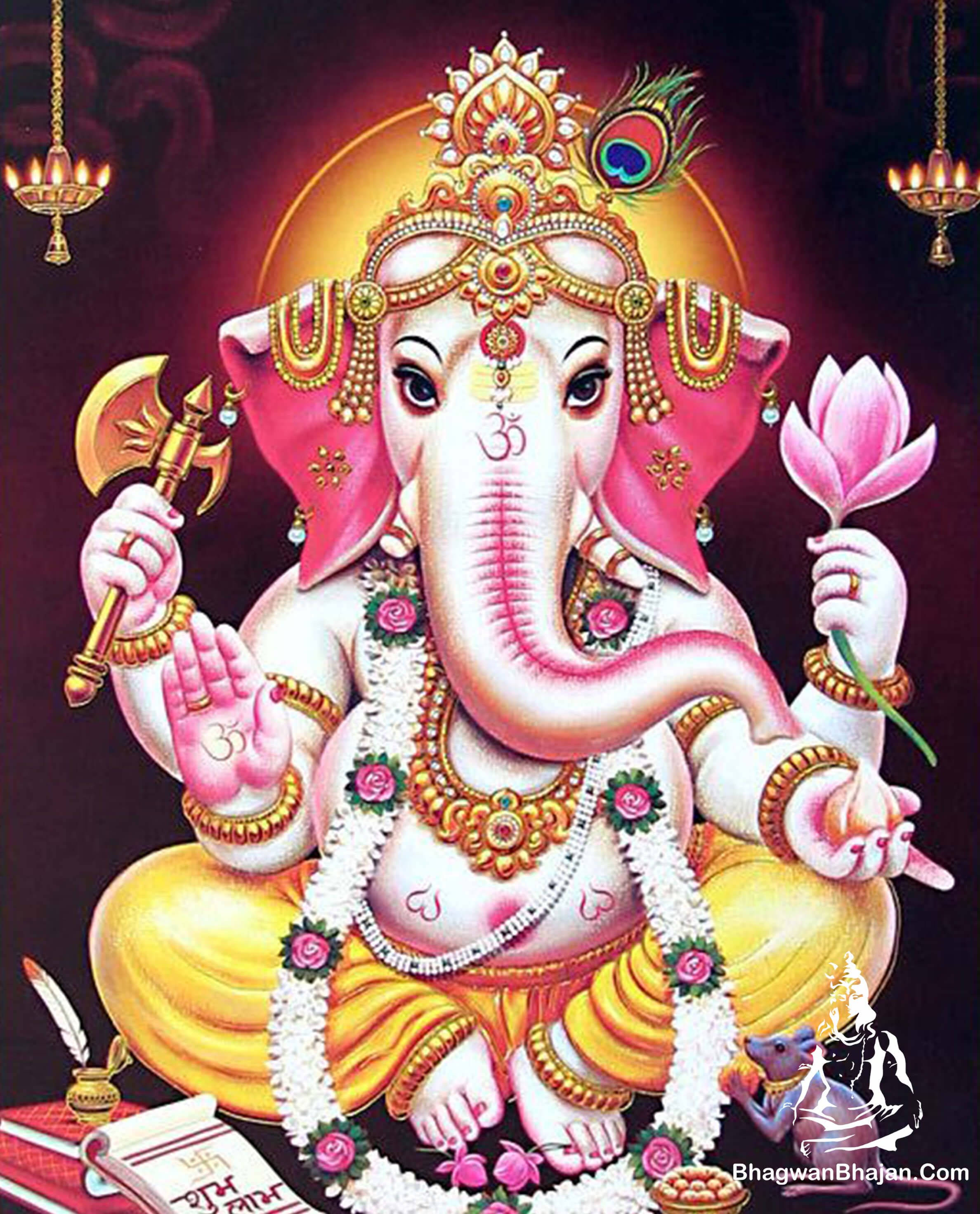 ganpati HD 桌布 壁紙 — 象頭神甘尼薩佩戴金色珠寶和粉色服飾，手持斧頭、蓮花和祝福之手，靜坐於光環之中。