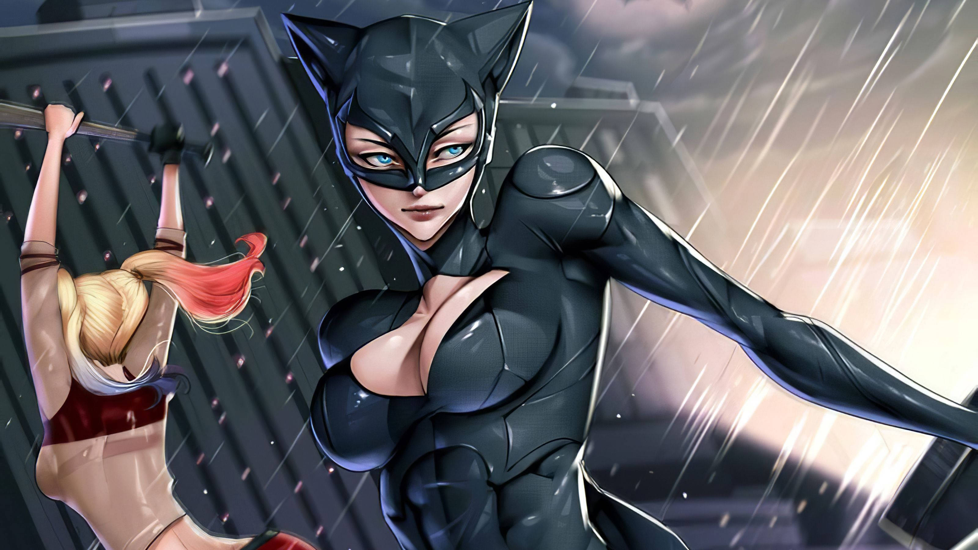 Catwoman 桌布 壁紙 — 貓女身穿修身黑色套裝在雨中蓄勢待發，而小丑女則掛在她身後的管道上。