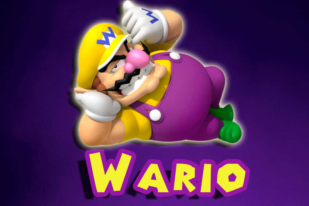 wario 桌布 壁紙 — 貪婪的電子遊戲角色瓦利歐躺在地上，臉上帶著頑皮的笑容，背景是深紫色。